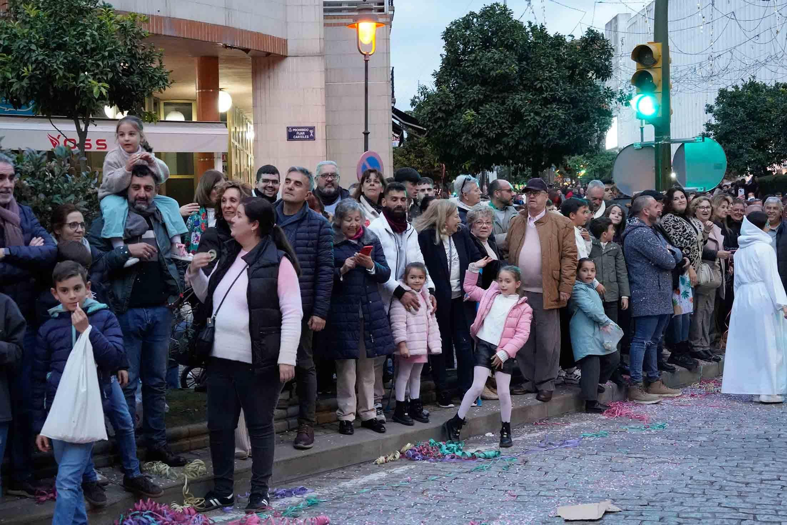Imágenes de la Cabalgata de los Reyes Magos en Huelva