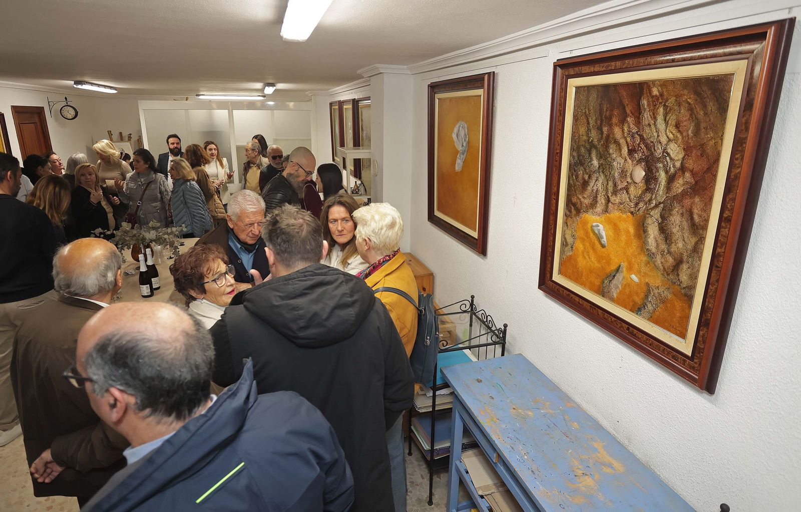 Fotos de la exposición de Juan Zahara en la asociación cultural Alarte de Algeciras