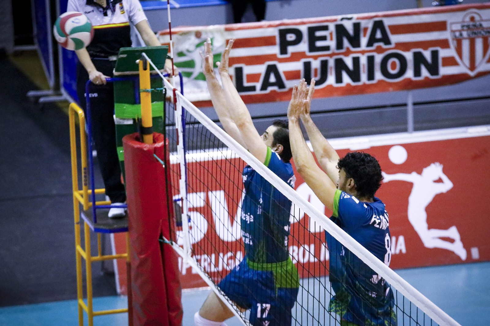 Unicaja Costa de Almería-Arenal Emeve de la Superliga, en imágenes