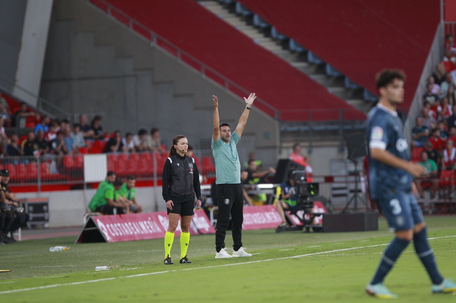 Imágenes del partido de fútbol U.D. Almería-Girona F.C.