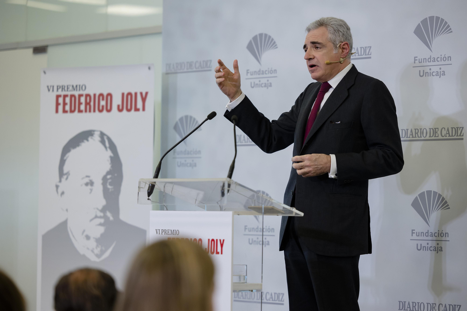 Las imágenes de la entrega del premio Federico Joly al abogado Pedro Pérez-Llorca Zamora