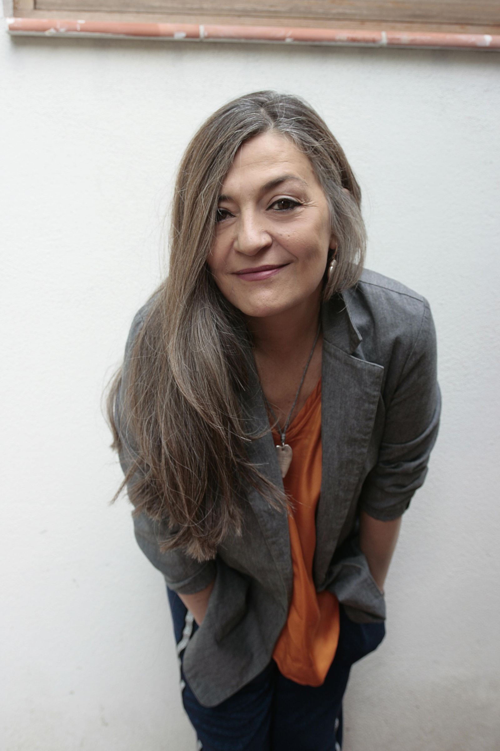 Otra imagen de Olga Merino, que vuelve a publicar con Alfaguara su nuevo libro.