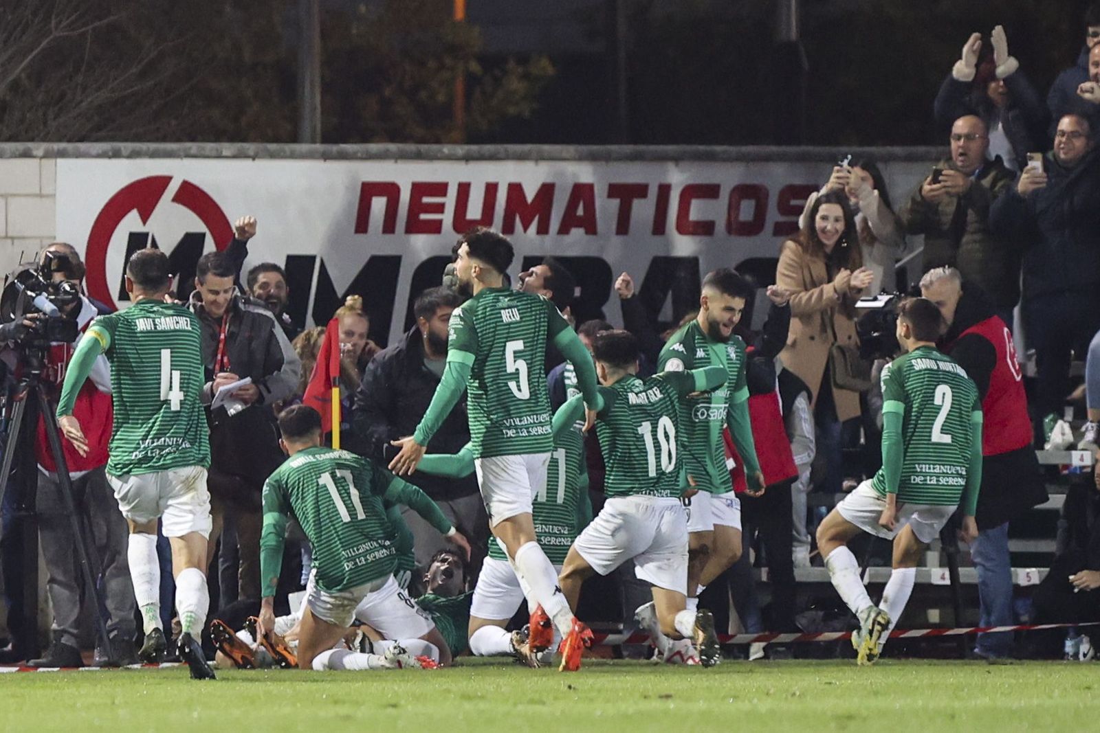 Las fotos del Villanovense-Betis de Copa del Rey