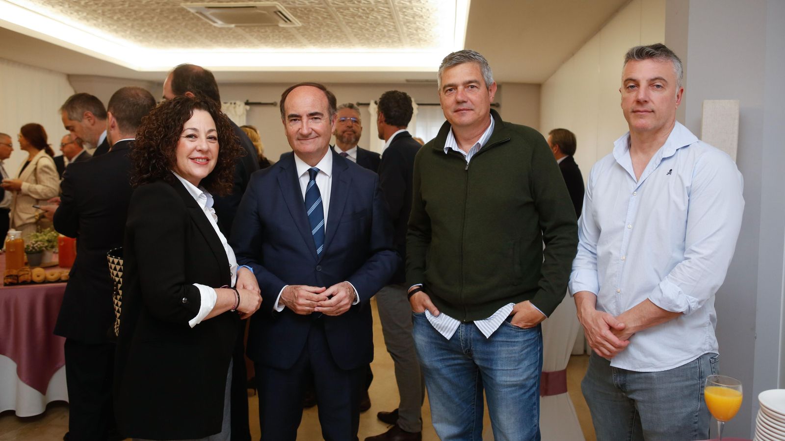 Fotos del Desayuno Coloquio de Europa Sur y el Propeller Club de Algeciras con Benito Núñez Quintanilla