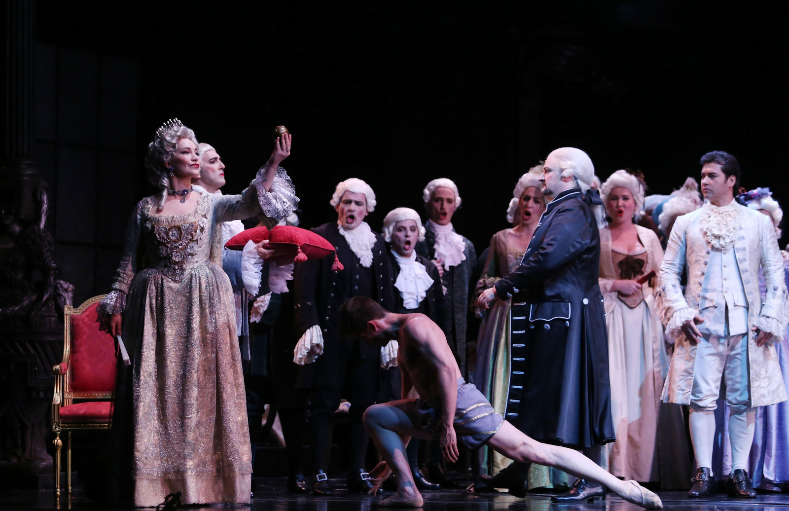 Las imágenes de 'Adriana Lecouvreur' en el Maestranza