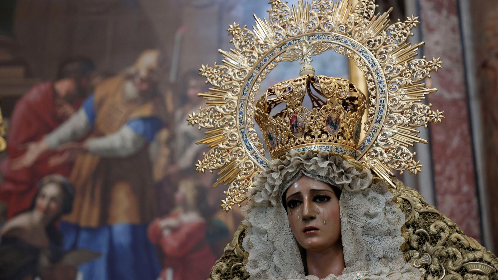 La Esperanza de Málaga ya está en el Vaticano, en imágenes