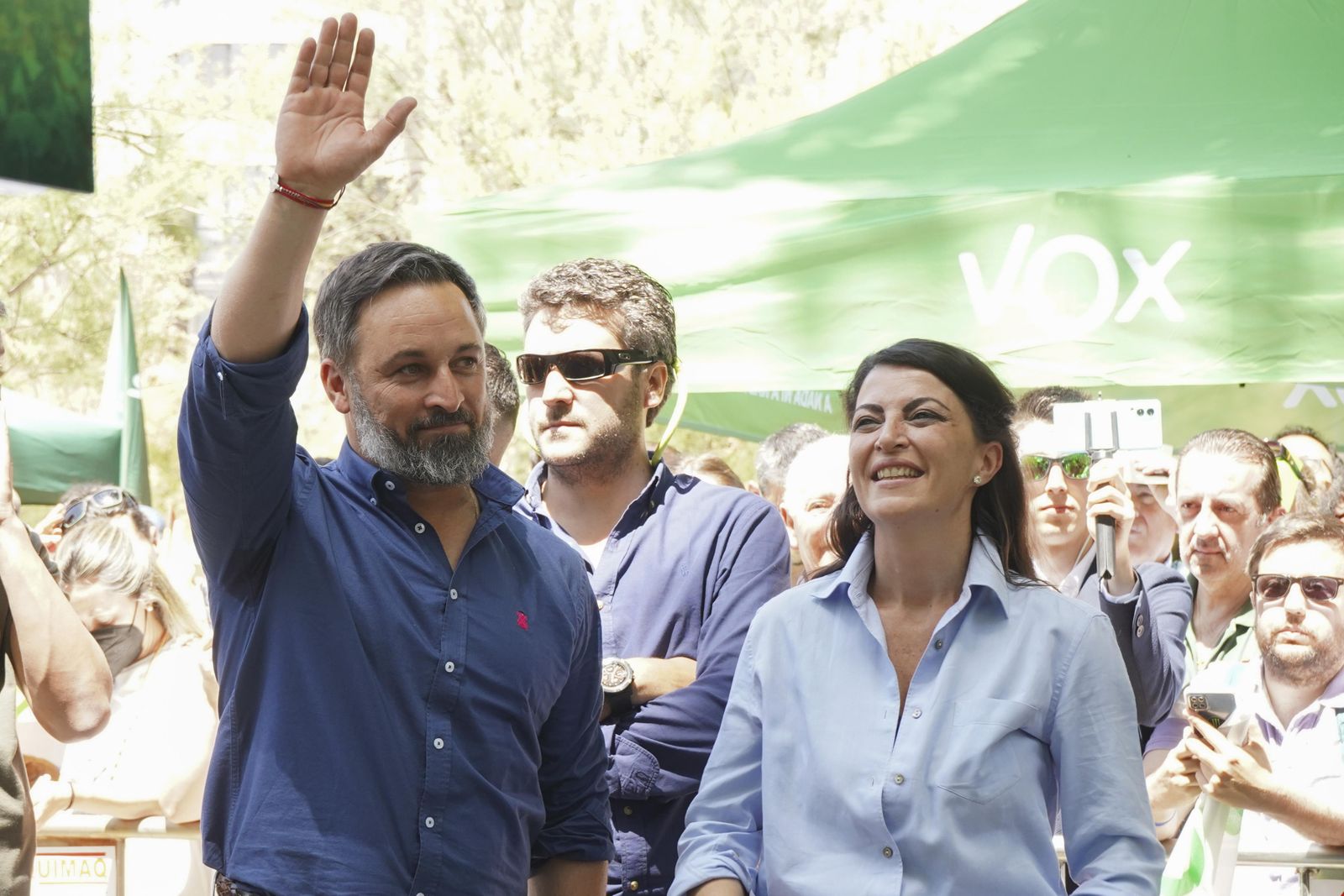 Abascal y Olona durante un acto electoral en Granada.