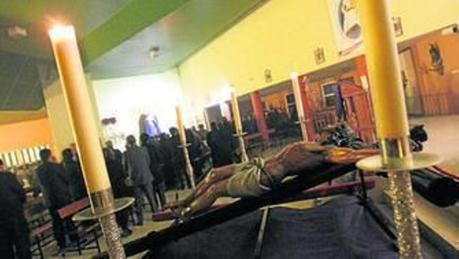 Imagen del vía crucis que tuvo lugar en la parroquia del Sagrado Corazón.