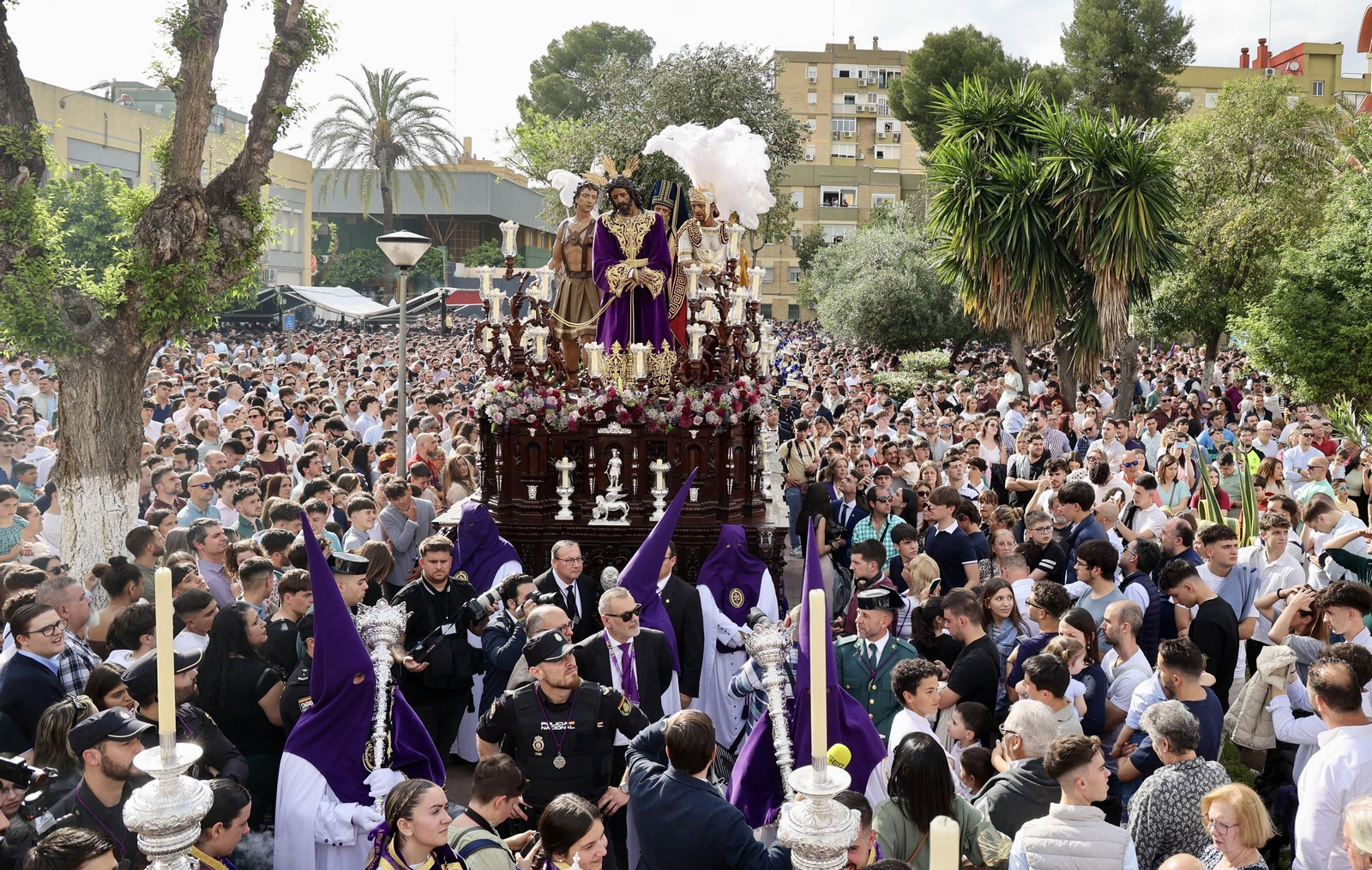 Las imágenes de la Hermandad de Pino Montano en la Semana Santa de Sevilla 2025