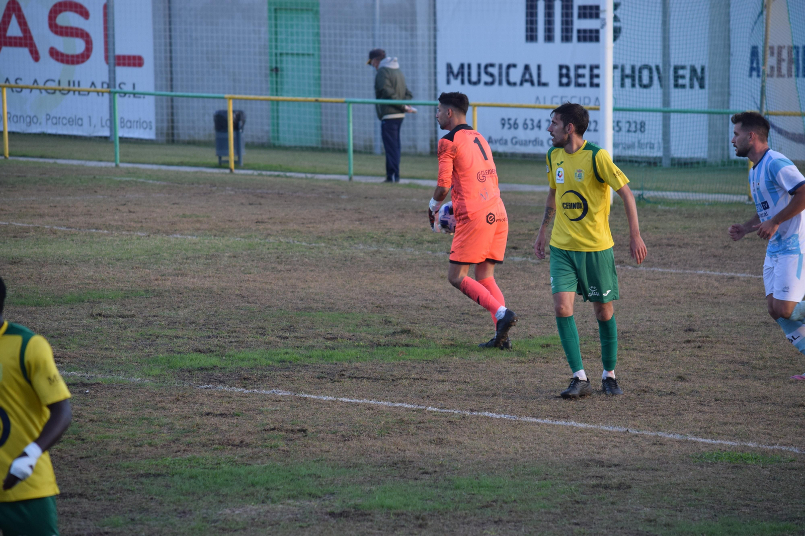 Las fotos de la Unión - Balompédica Lebrijana (2-0)