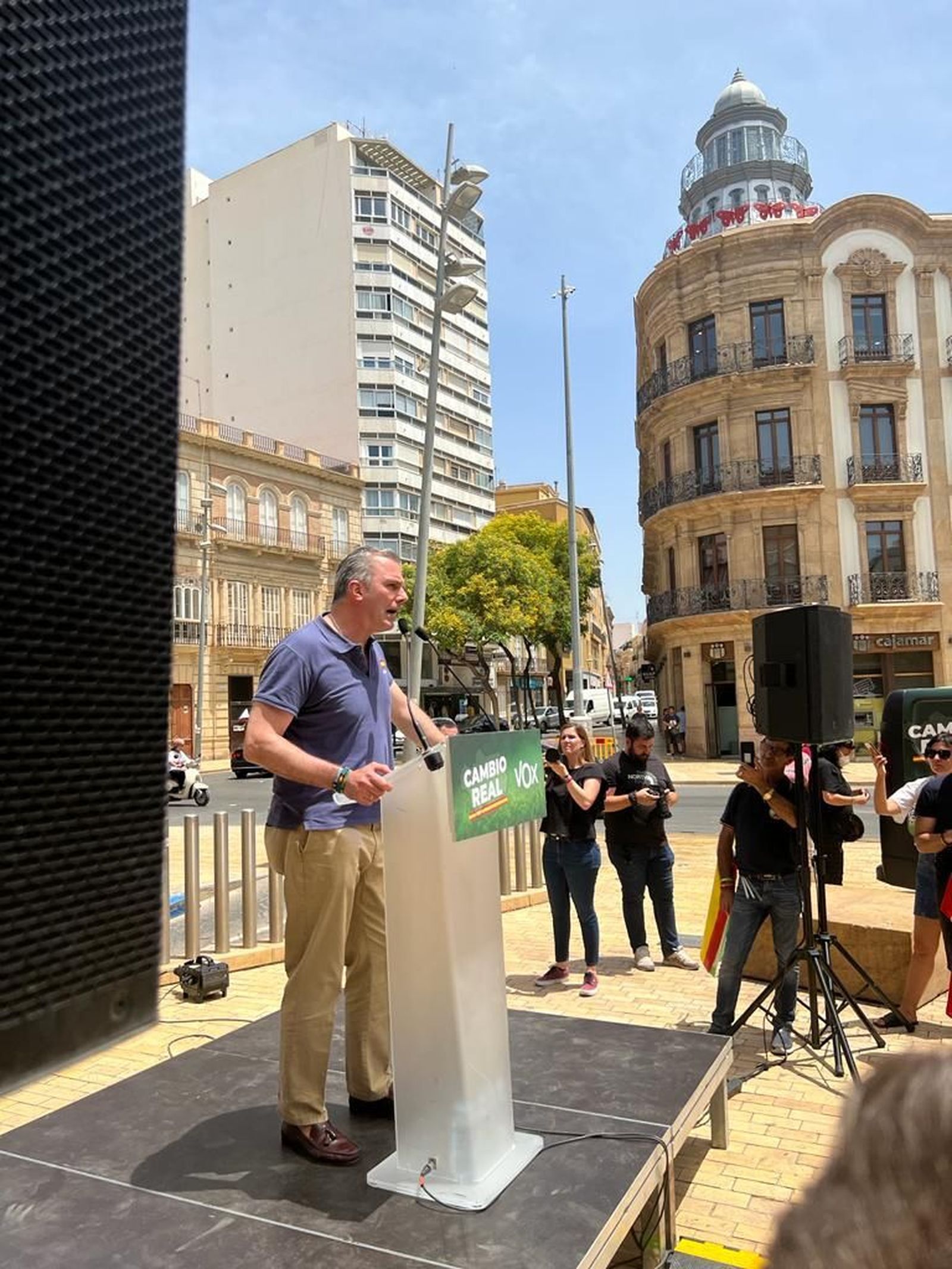 Ortega Smith (Vox): "Votad por los españoles que aman a su patria, región y su provincia"