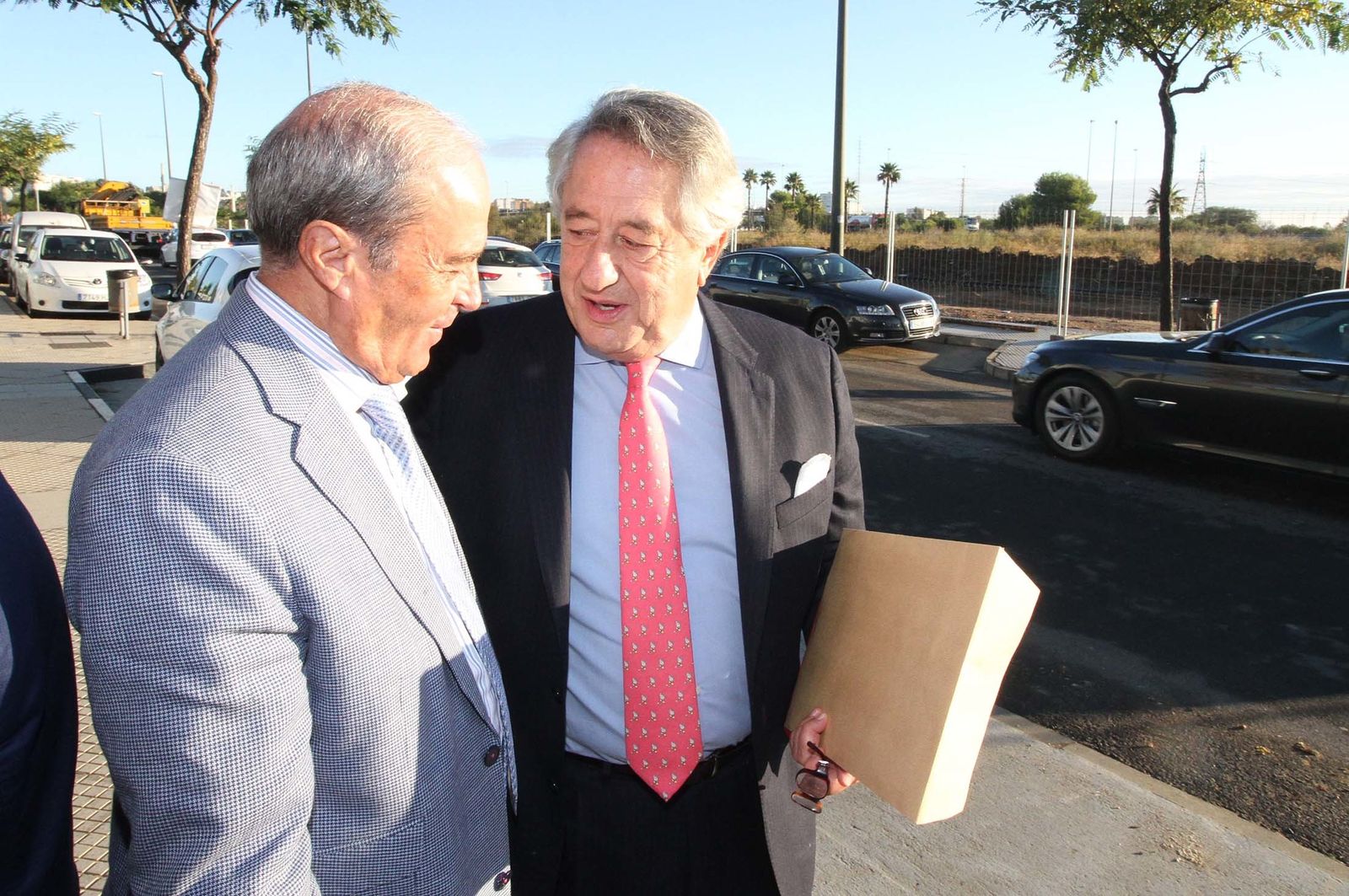 Imágenes del Desayuno Informativo del Grupo Joly con Javier Targhetta