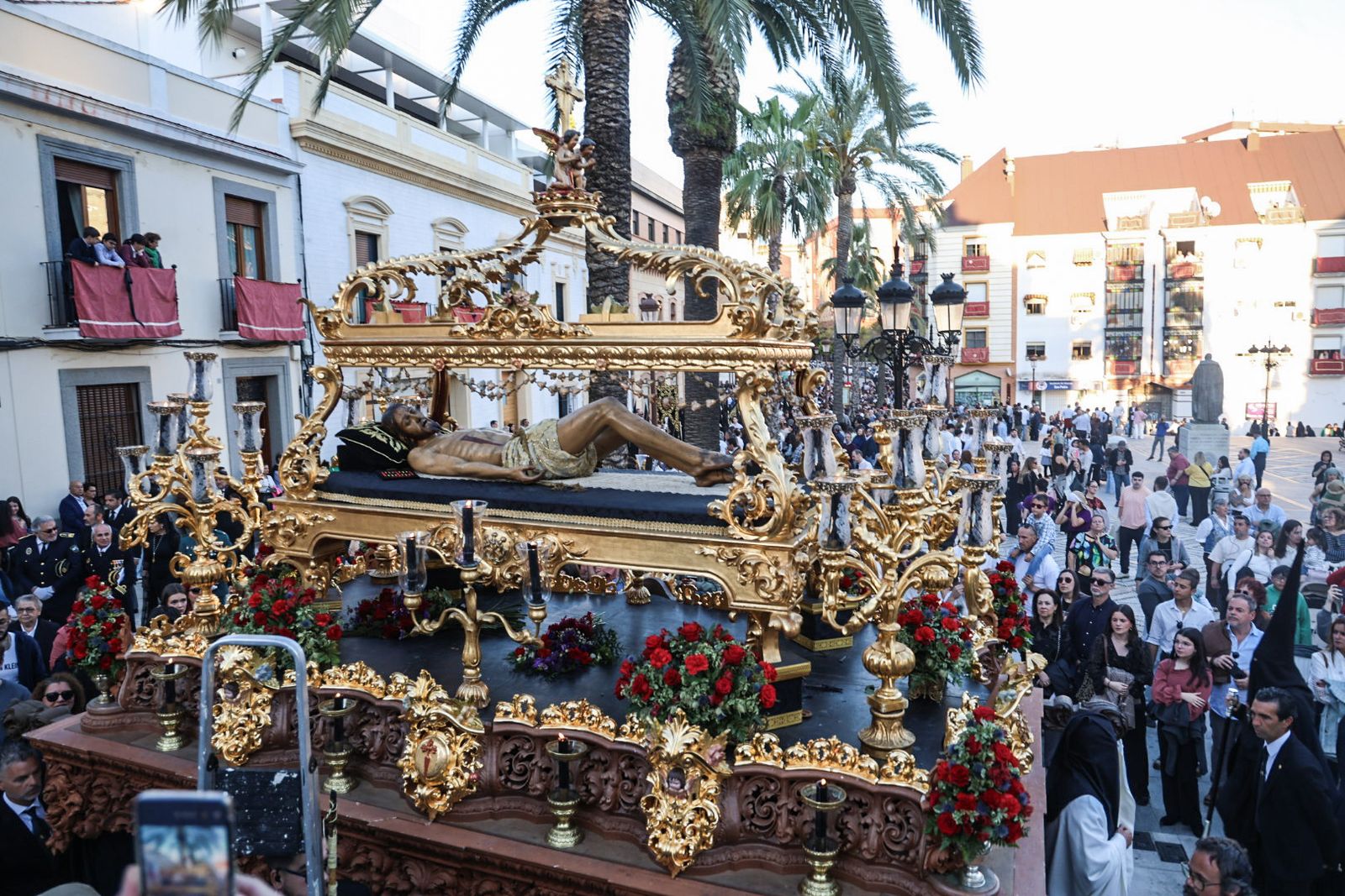 Fotografías de la Hermandad del Santo Entierro en el Viernes Santo