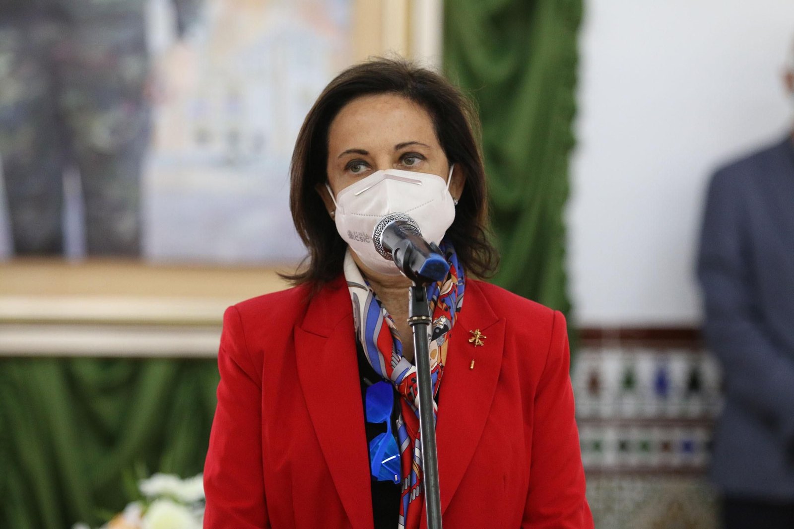 Fotogalería de la ministra de Defensa, Margarita Robles, a La Legión