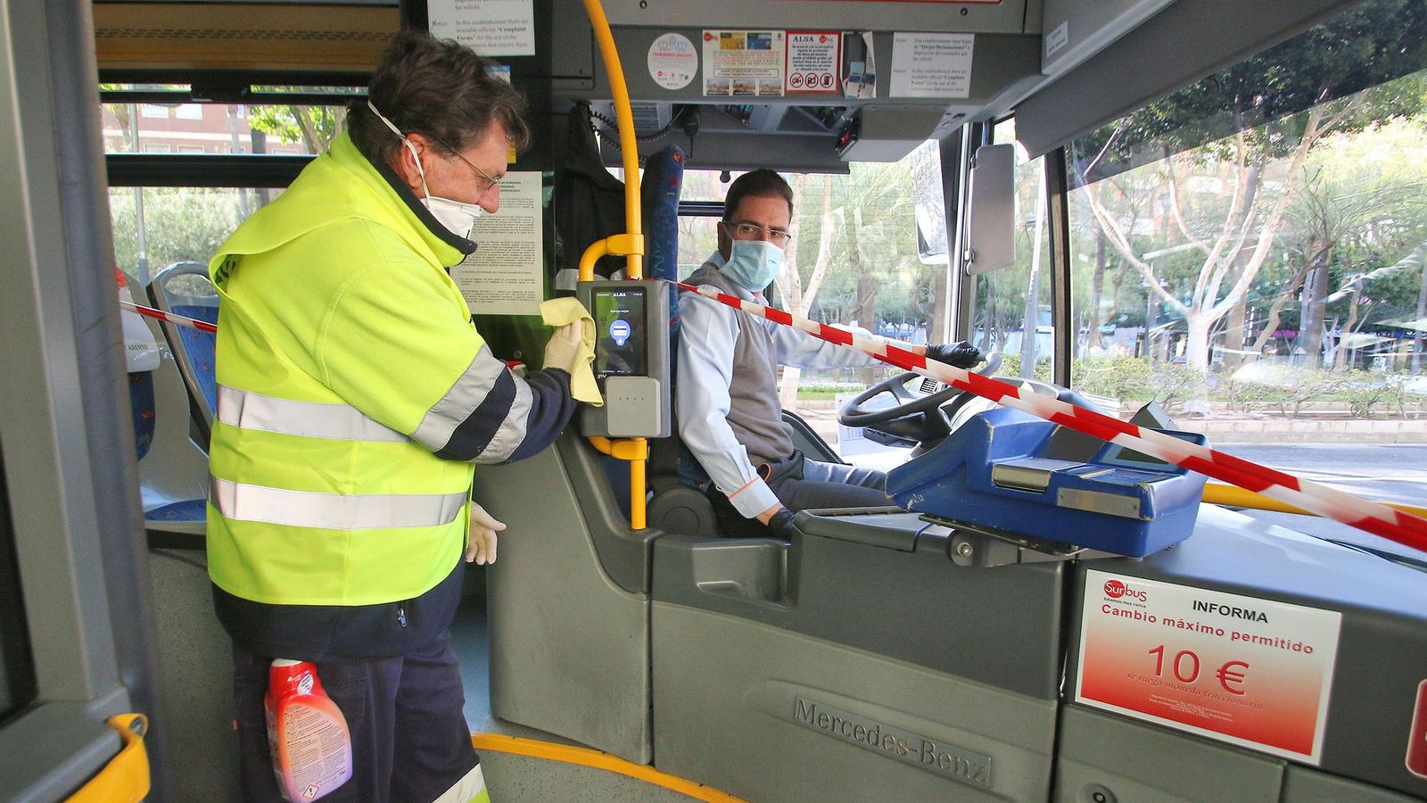 Limpieza del lector de tarjetas.