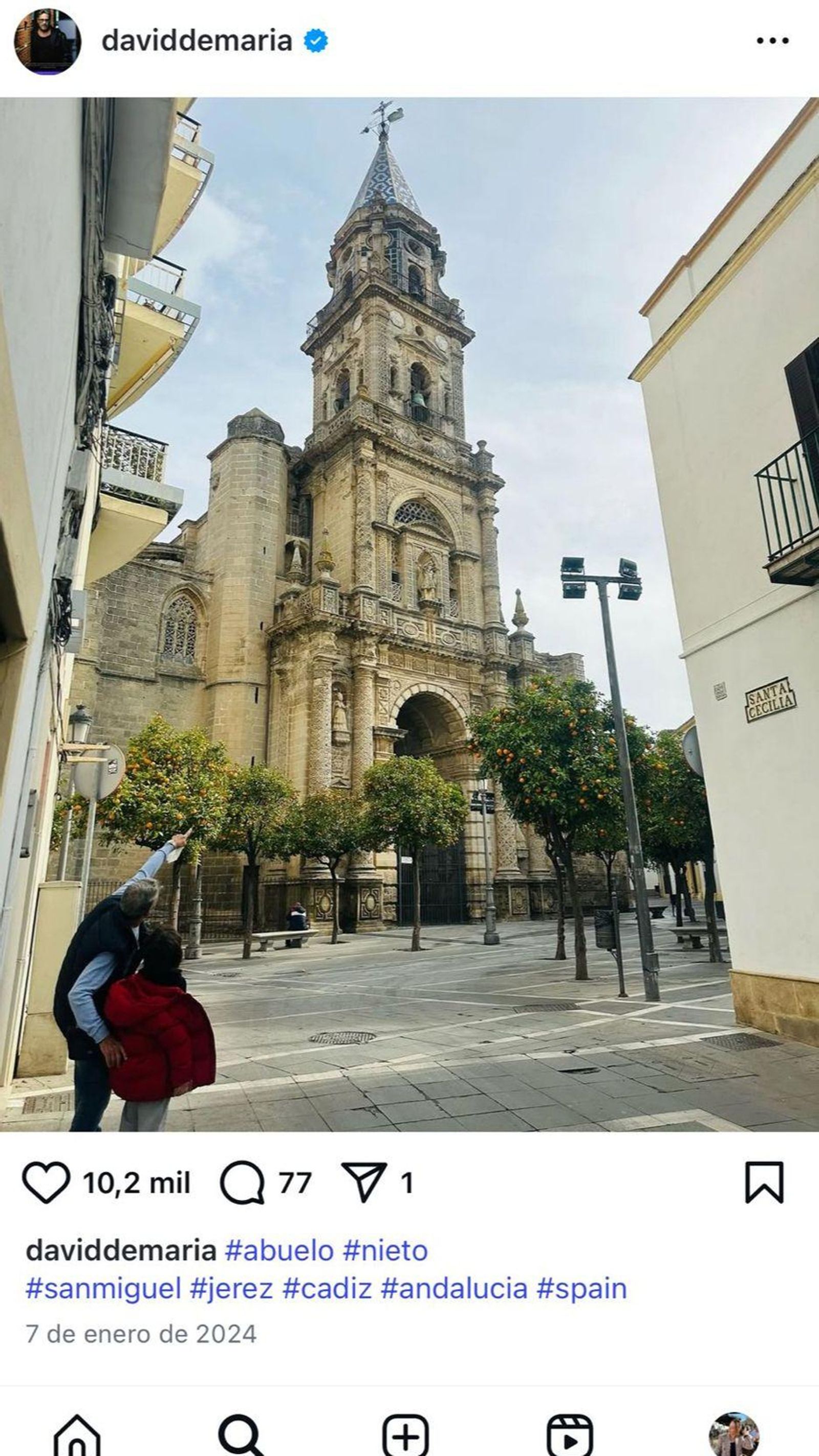 El padre y el hijo de David DeMaría en el Barrio de San Miguel. El padre y el hijo de David DeMaría en el Barrio de San Miguel.