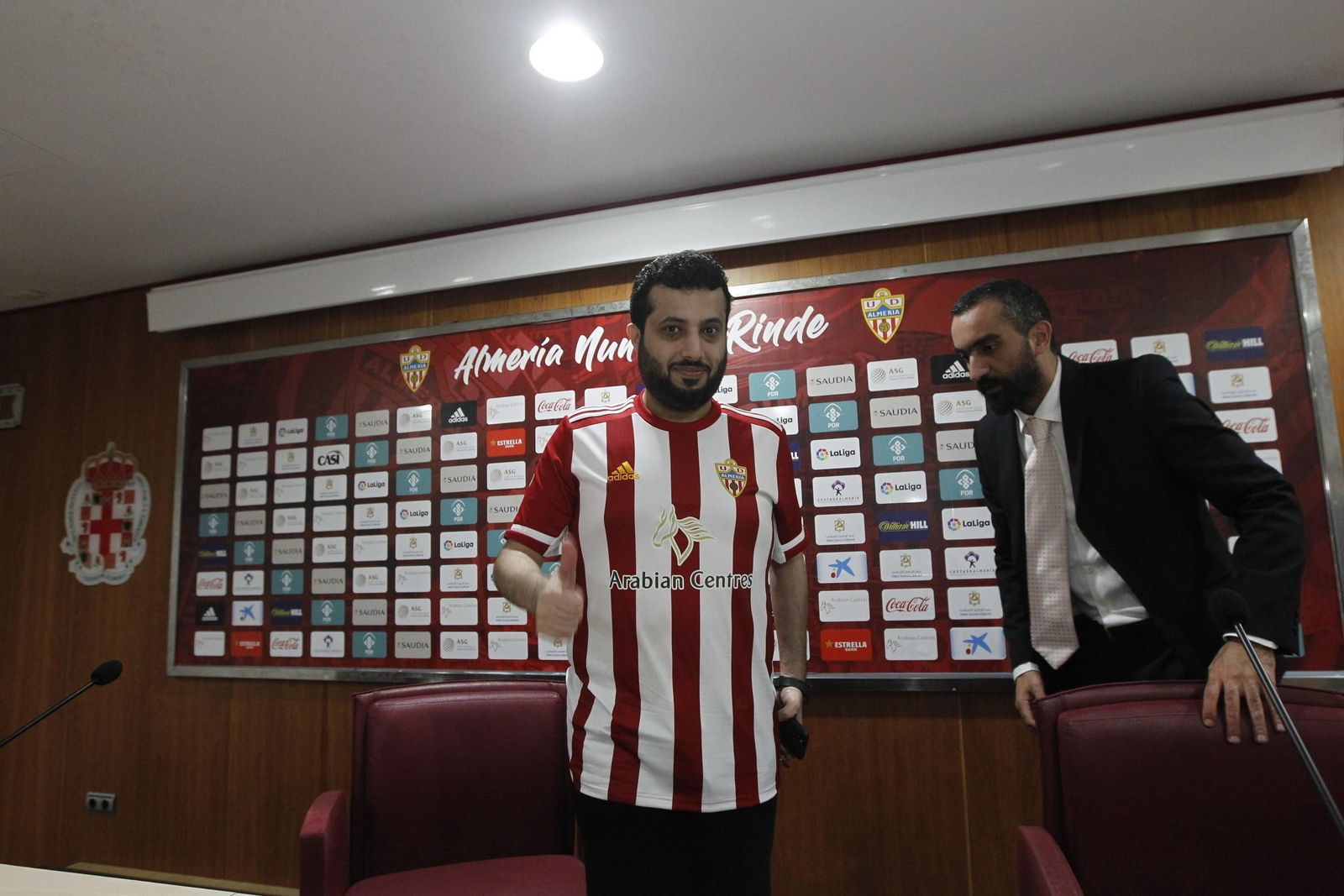 Fotogalería rueda de prensa dueño U.D. Almería, Turki Al-Sheik