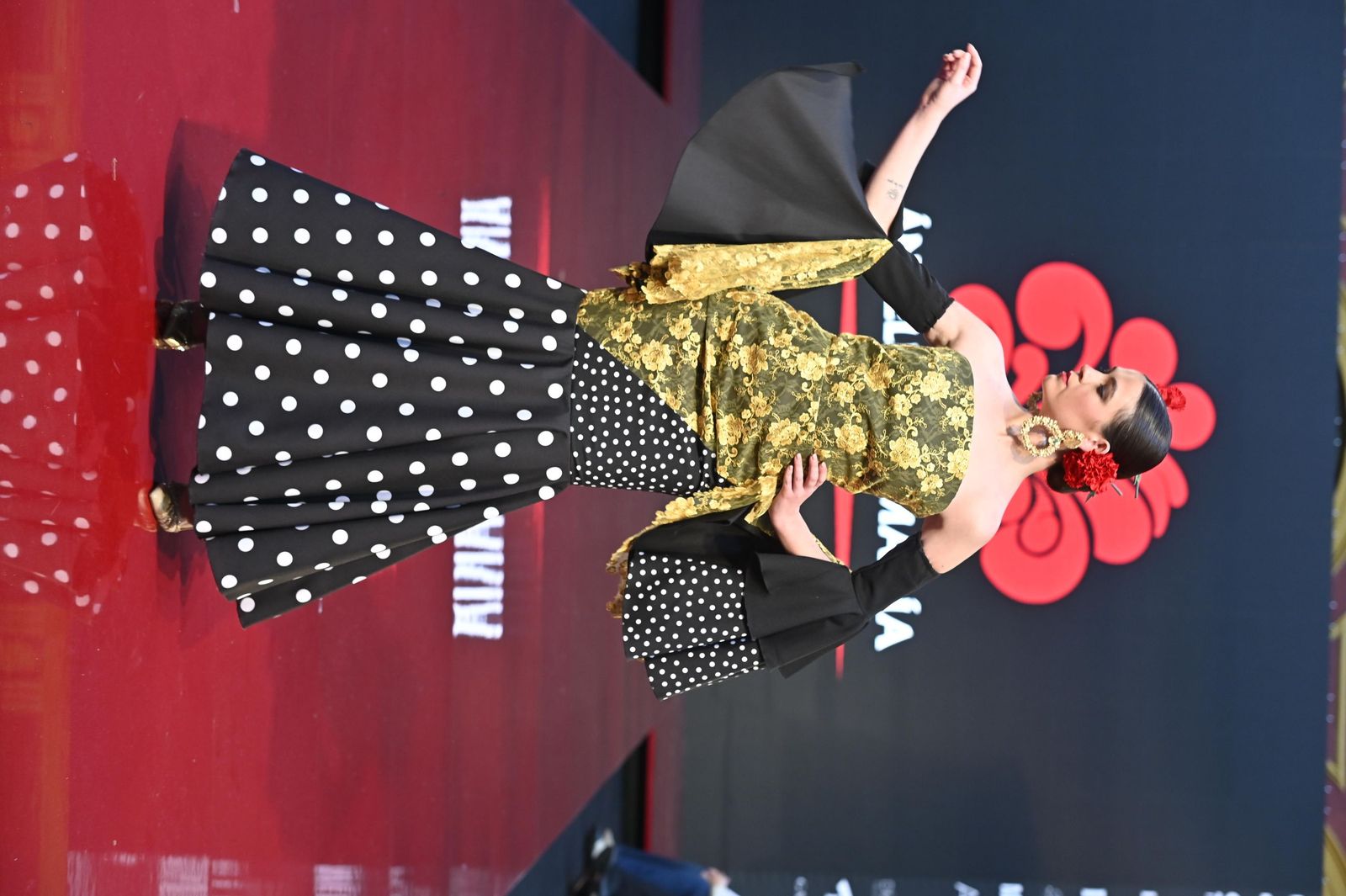 Huelva Flamenca 2026: Desfile de Ángeles de María