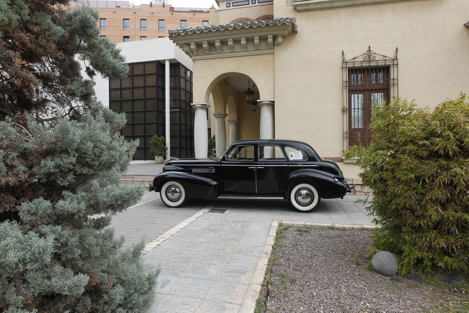 Fotogalería presentación XXX Ruta Vehículos Antiguos. Alcaldía de Almería