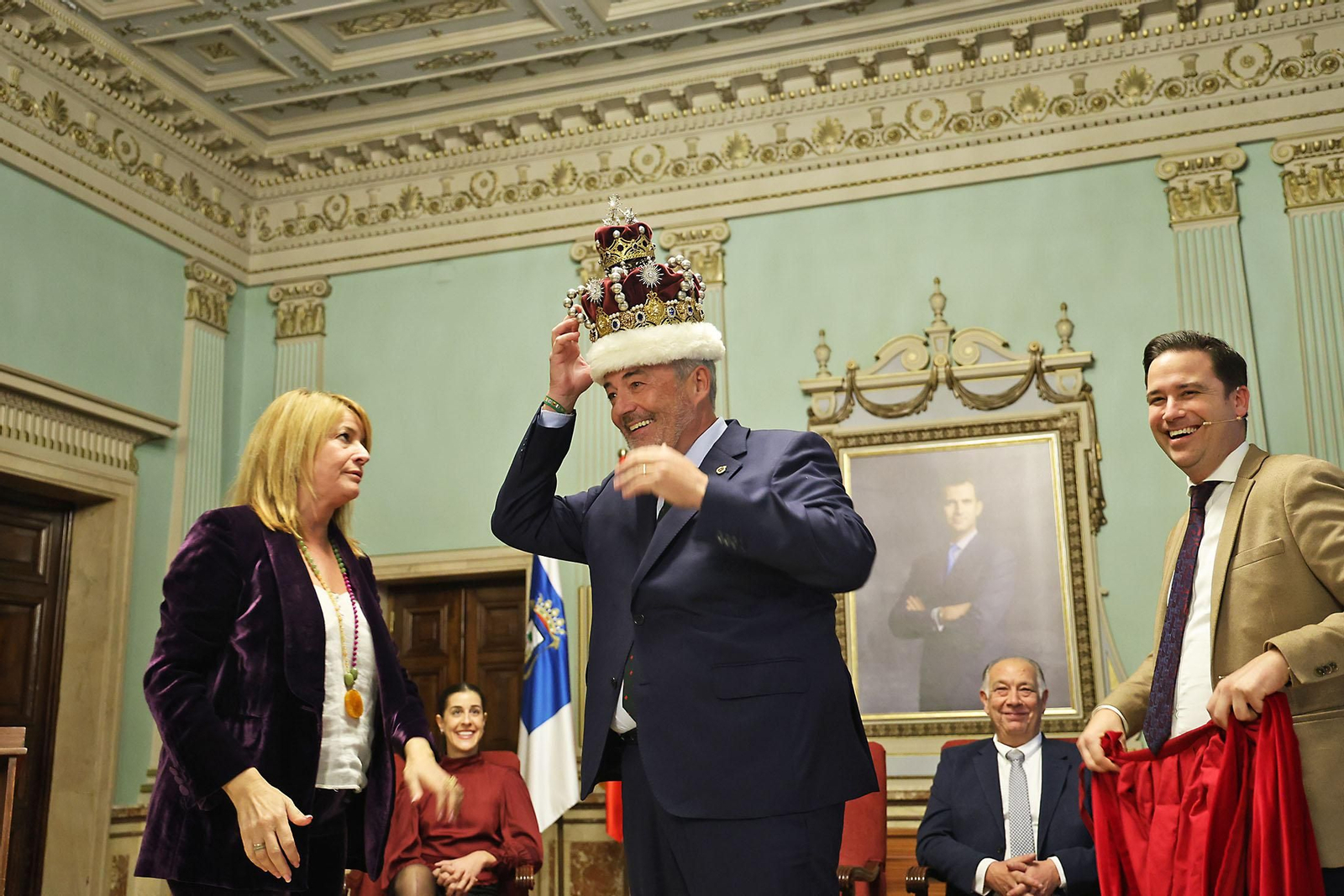 Imágenes de la Coronación de sus Majestades los Reyes Magos de Huelva 2025