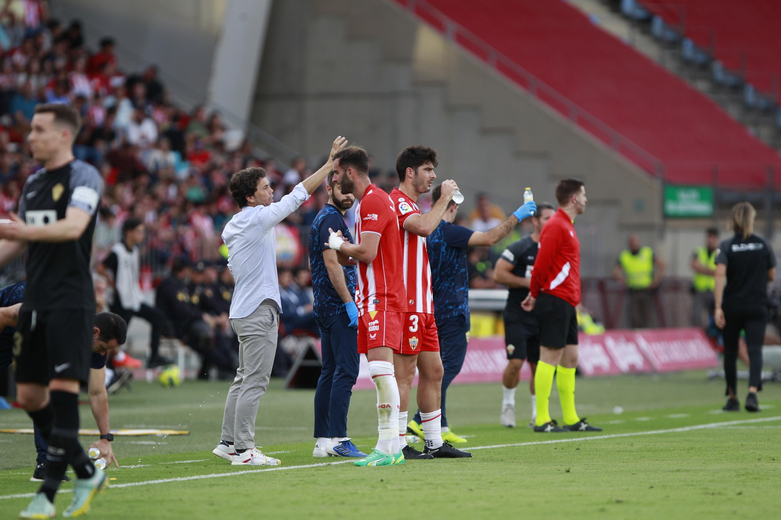 Imágenes del partido U.D. Almería-Elche C.F.