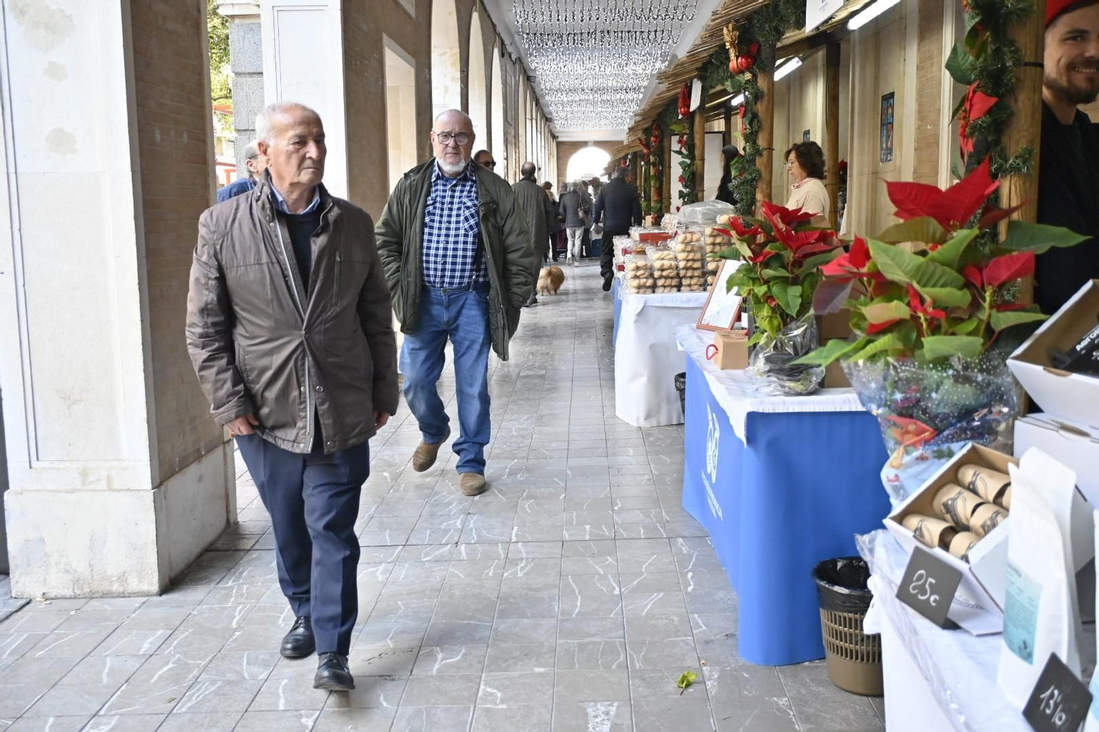 Imágenes de la XVI Muestra de Dulces y Vinos Navideños de la provincia de Huelva