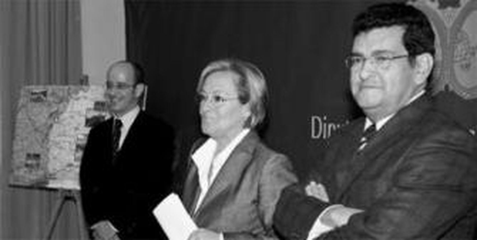Jorge Pulido, Petronila Guerrero y Manuel Burga.