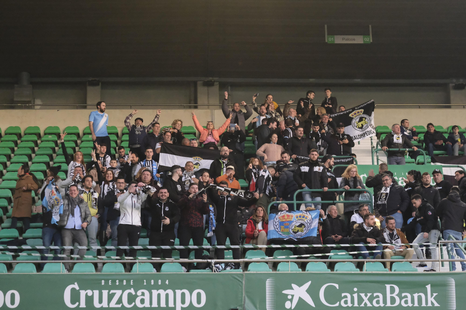 Las fotos del ambiente del Córdoba-Balona en el Nuevo Arcángel (0-1)