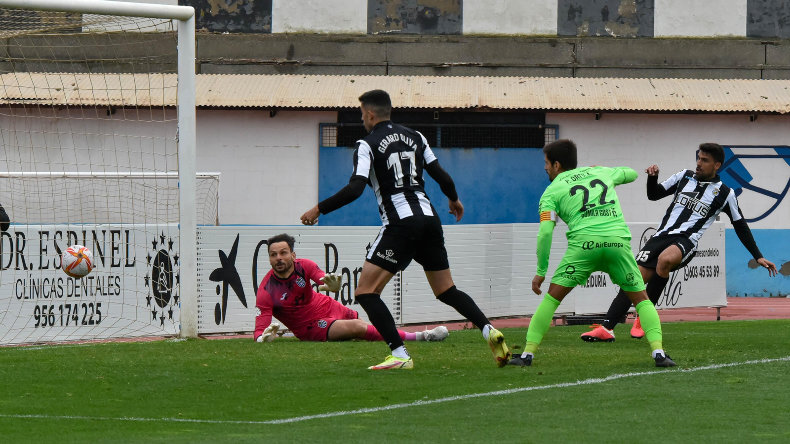 Las fotos de la victoria de la Balona sobre el Atlético Baleares (1-0)