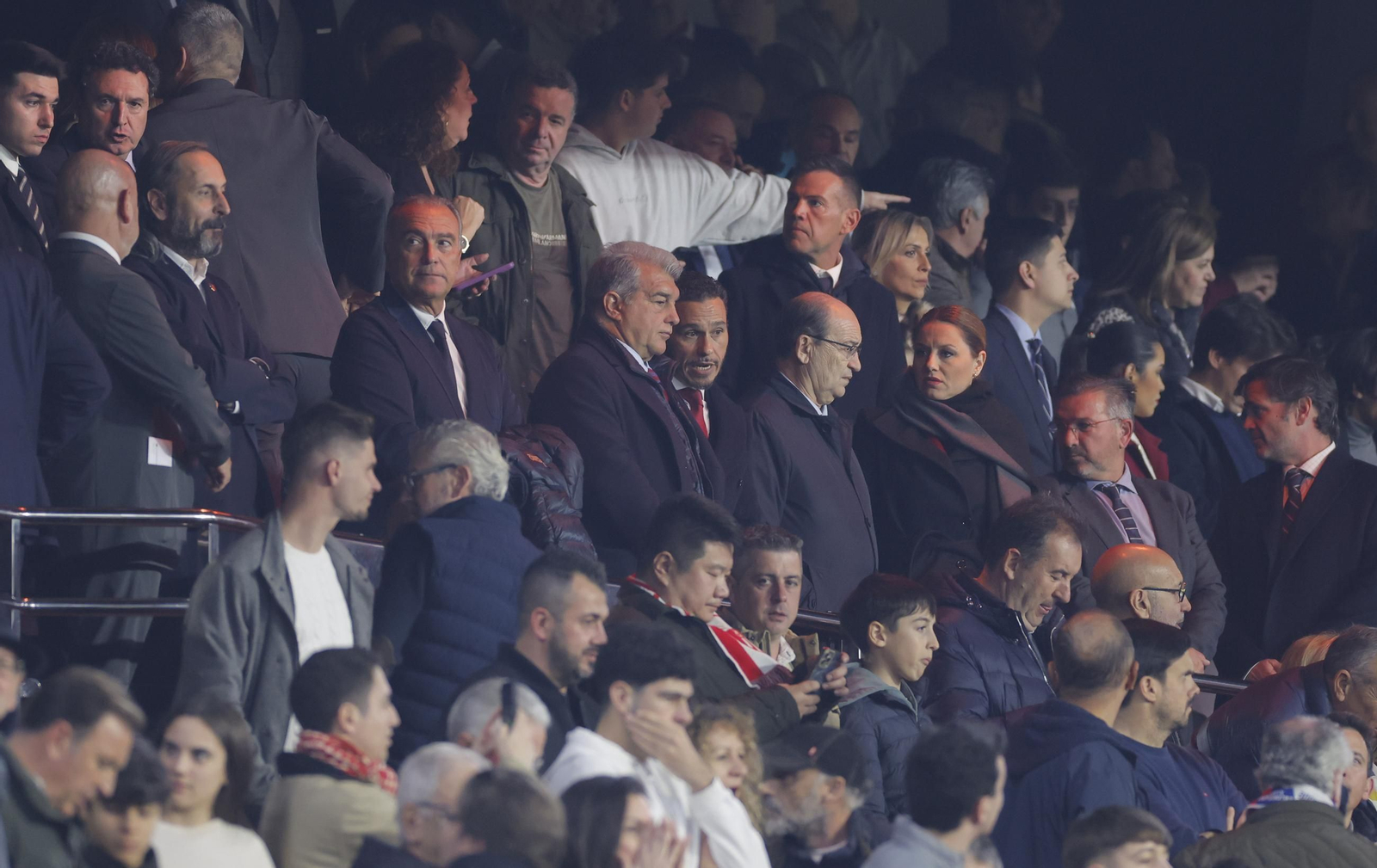 Búscate en las fotos del Sevilla Fc - Fc Barcelona