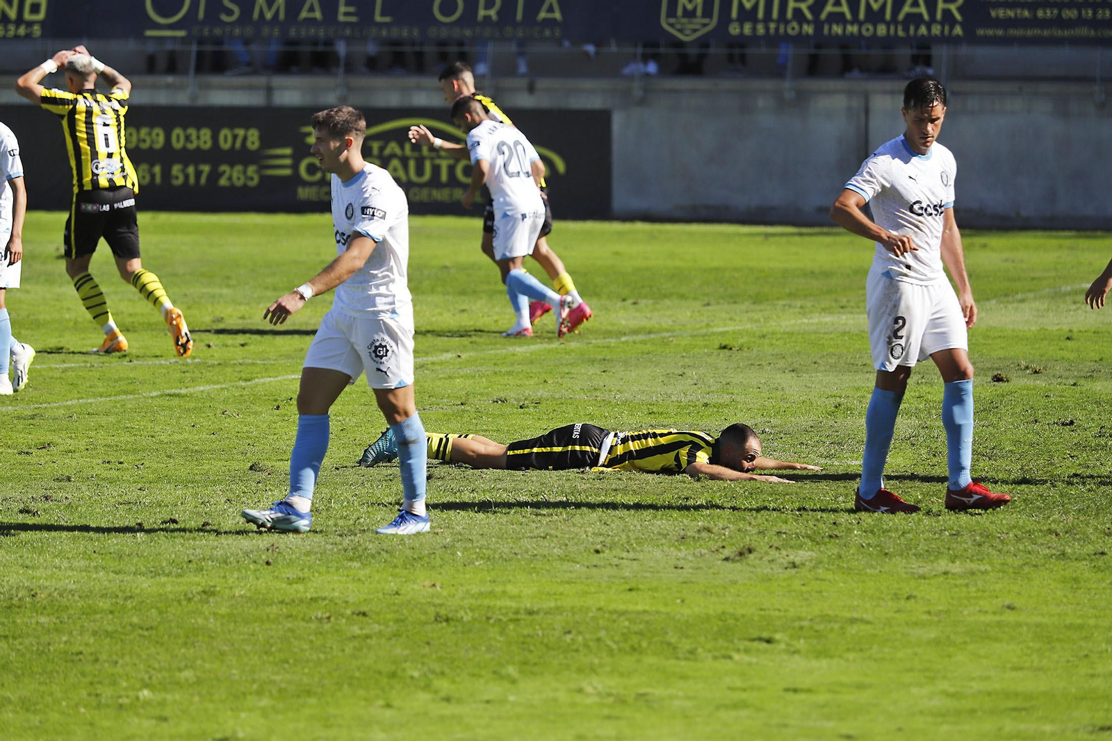 Imágenes del encuentro de Copa del Rey entre el San Roque de Lepe y el Girona