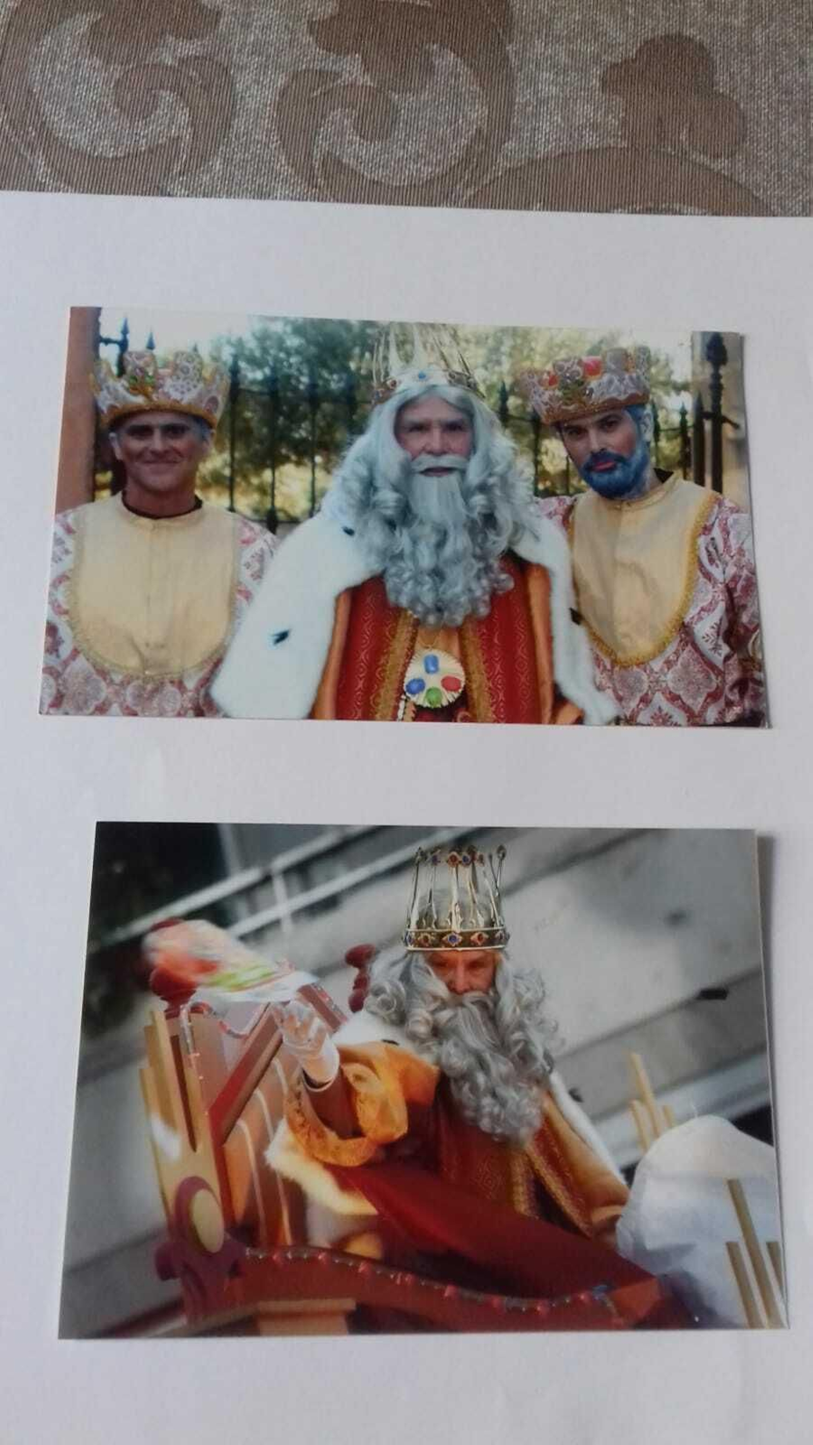 Pepe Ravelo, junto a sus hujos, fue Rey Mago en 2013.