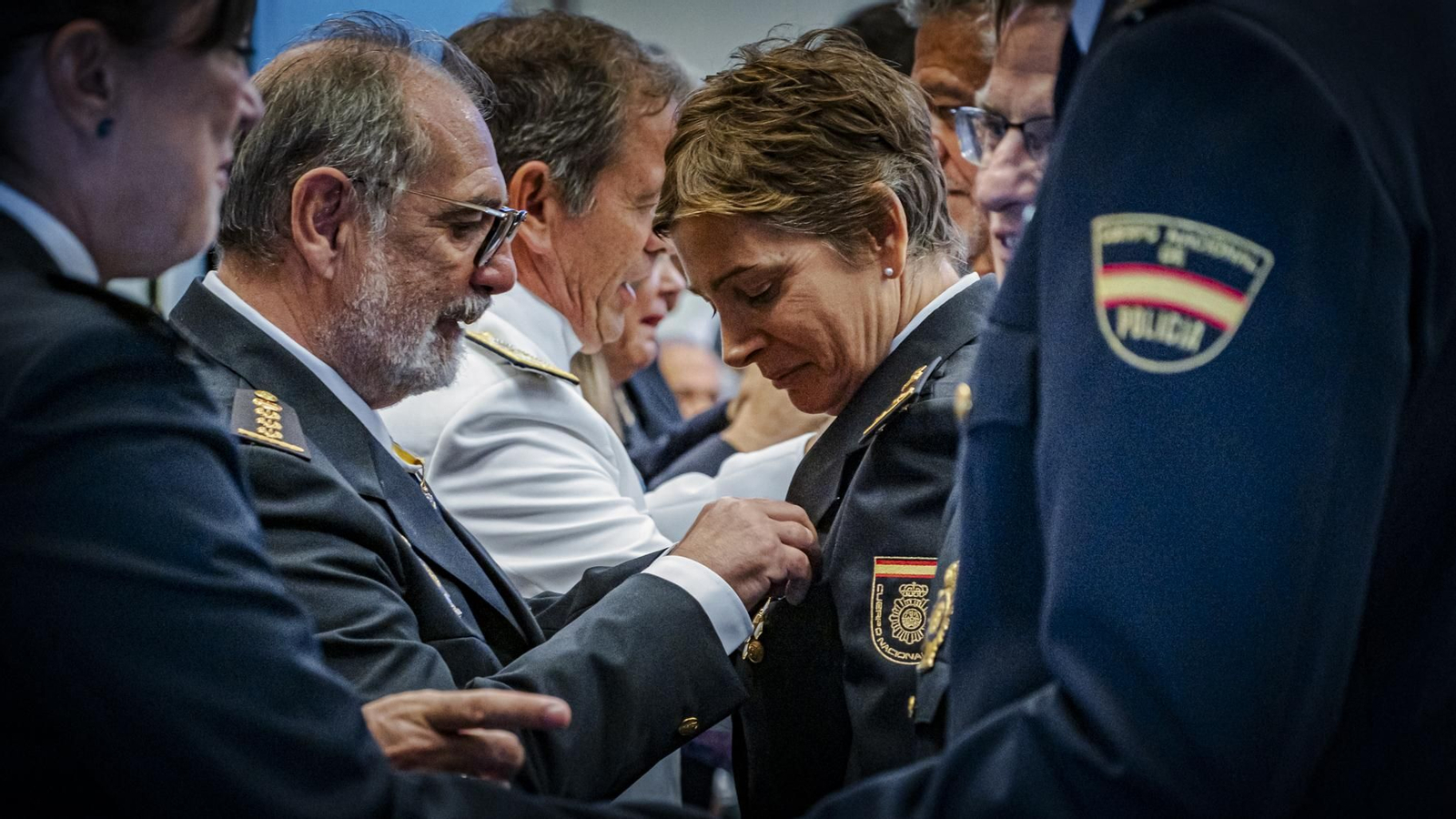 Las imágenes de la celebración del acto del Día de la Policía Nacional en Cádiz.