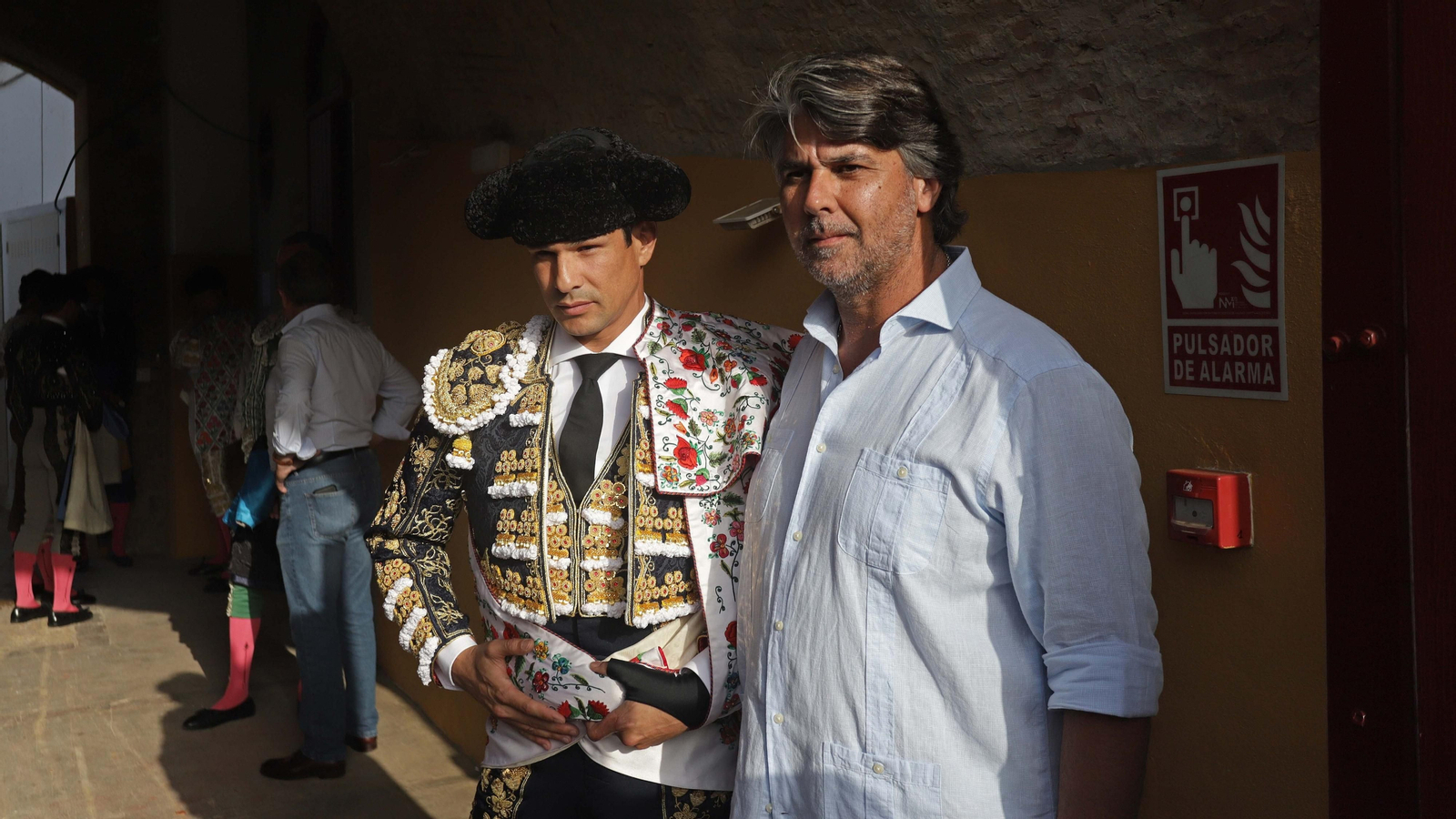 Fotos de la corrida del jueves de la Feria de La Línea: Diego Ventura, José María Manzanares y Roca Rey