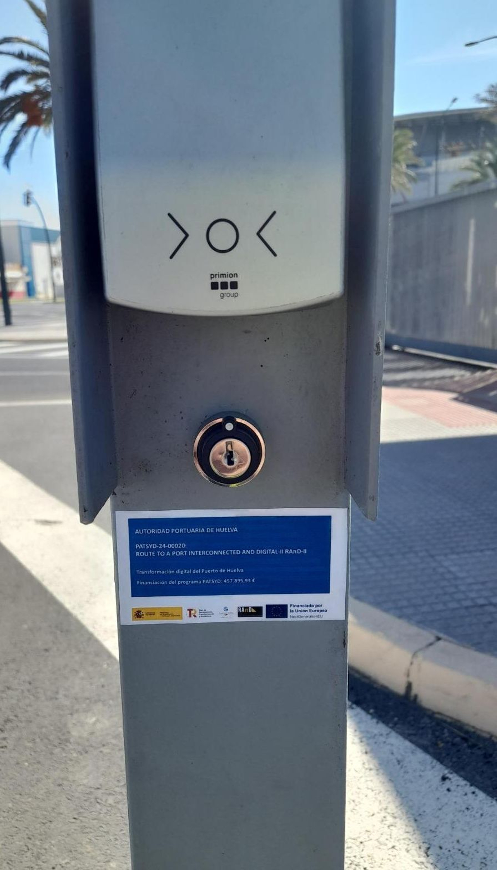 Dispositivo para el control de acceso a la Lonja.