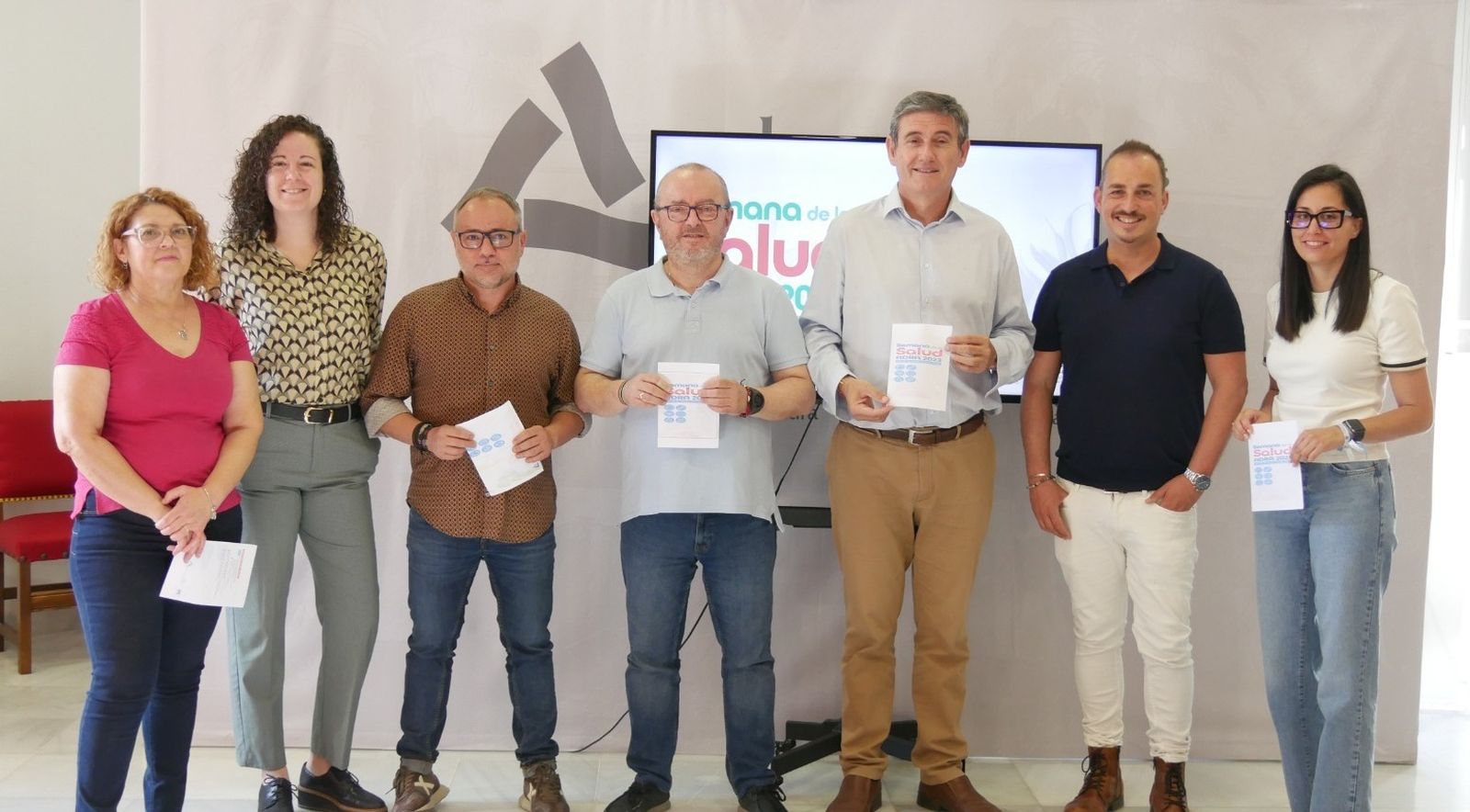 Responsables del Ayuntamiento de Adra y del Centro de Salud, en la presentación de la Semana de la Salud.
