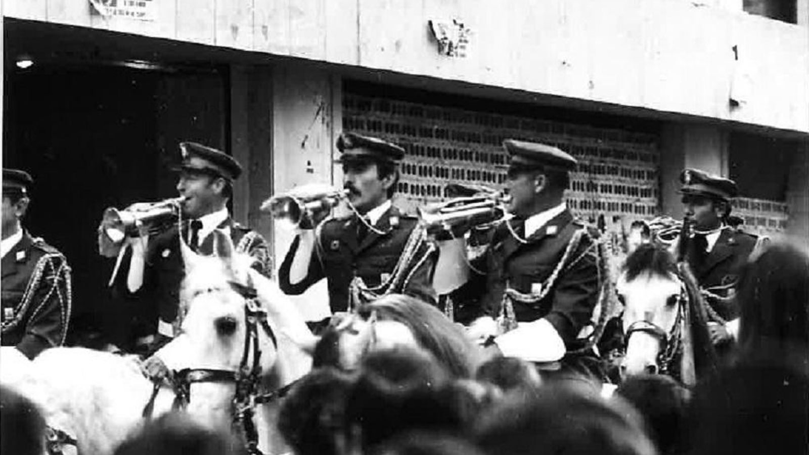 Una banda montada, hoy perdidas en la Semana Santa.