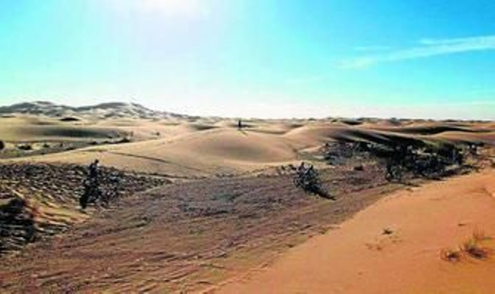 Varios participantes, durante la Titan Desert de la pasada edición.