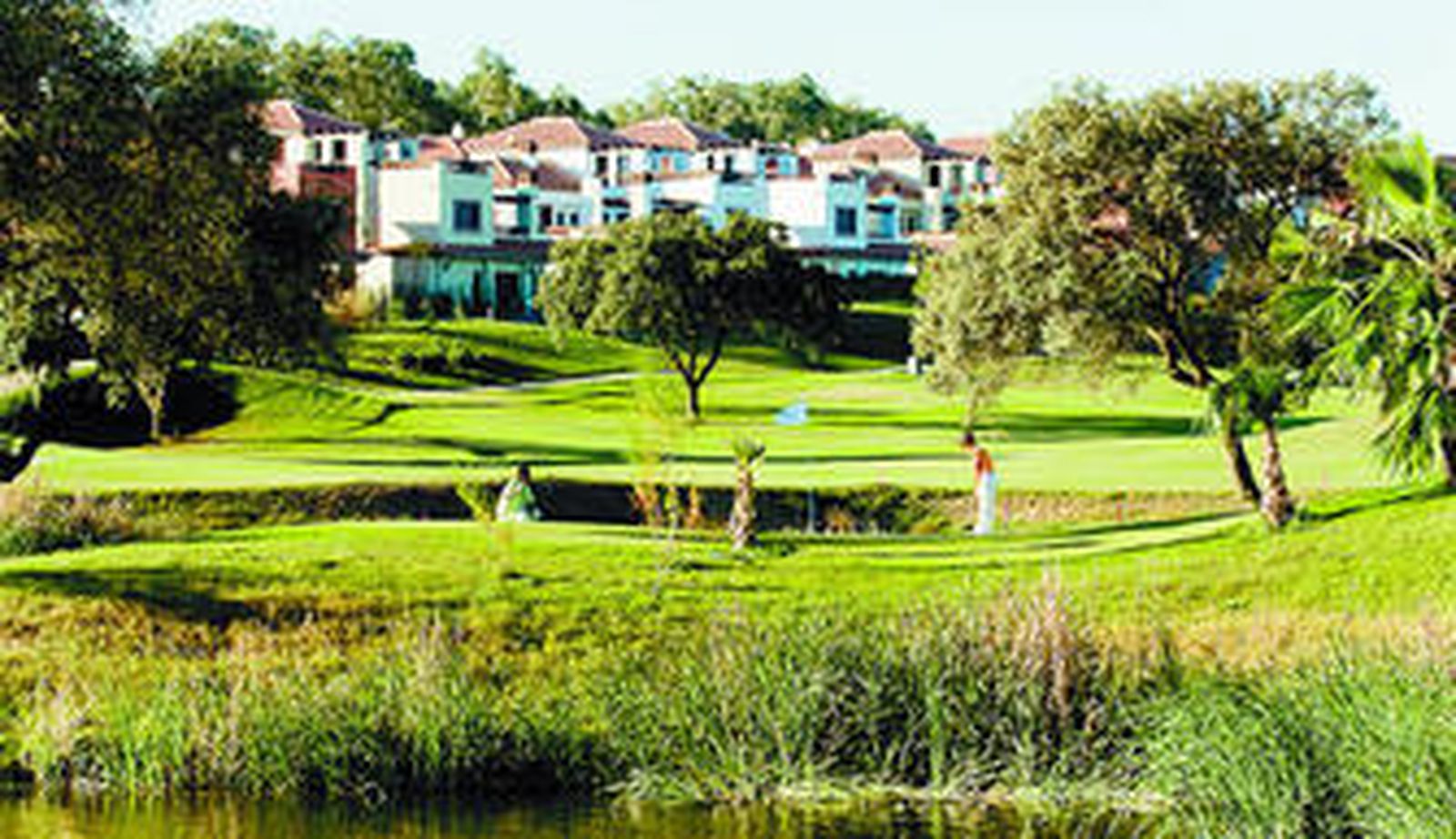 Una imagen de la urbanización Hato Verde, desde la que se puede contemplar el campo de golf.