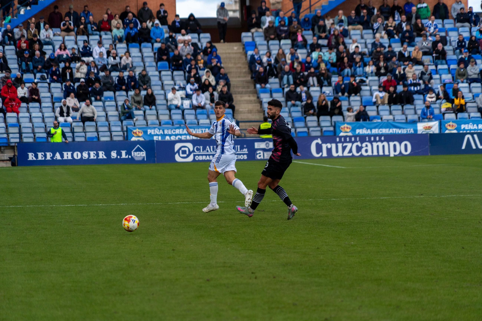 Las mejores imágenes del partido Recreativo de Huelva-Águilas