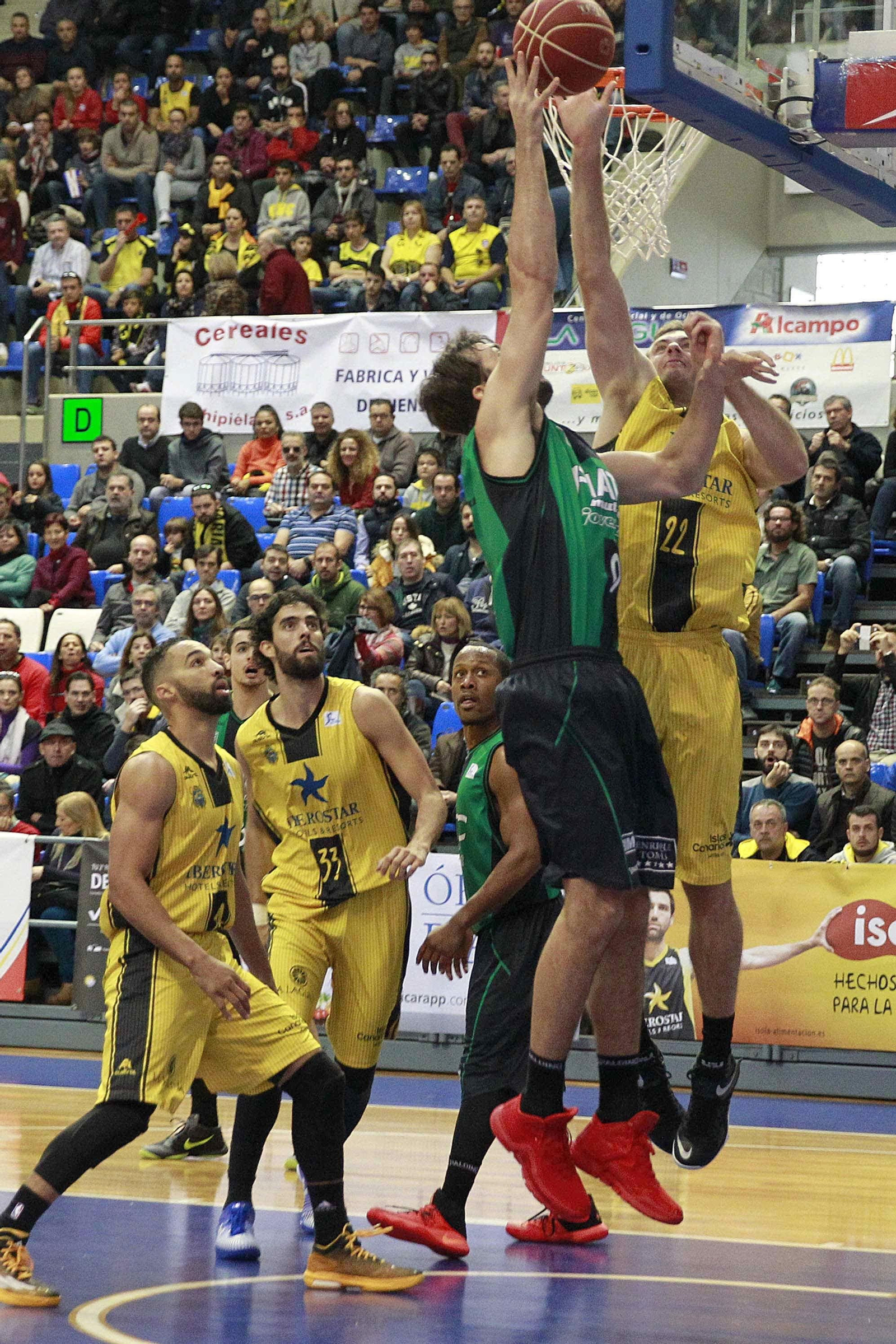 Las fotos de la carrera de Tim Abromaitis, fichaje del Unicaja
