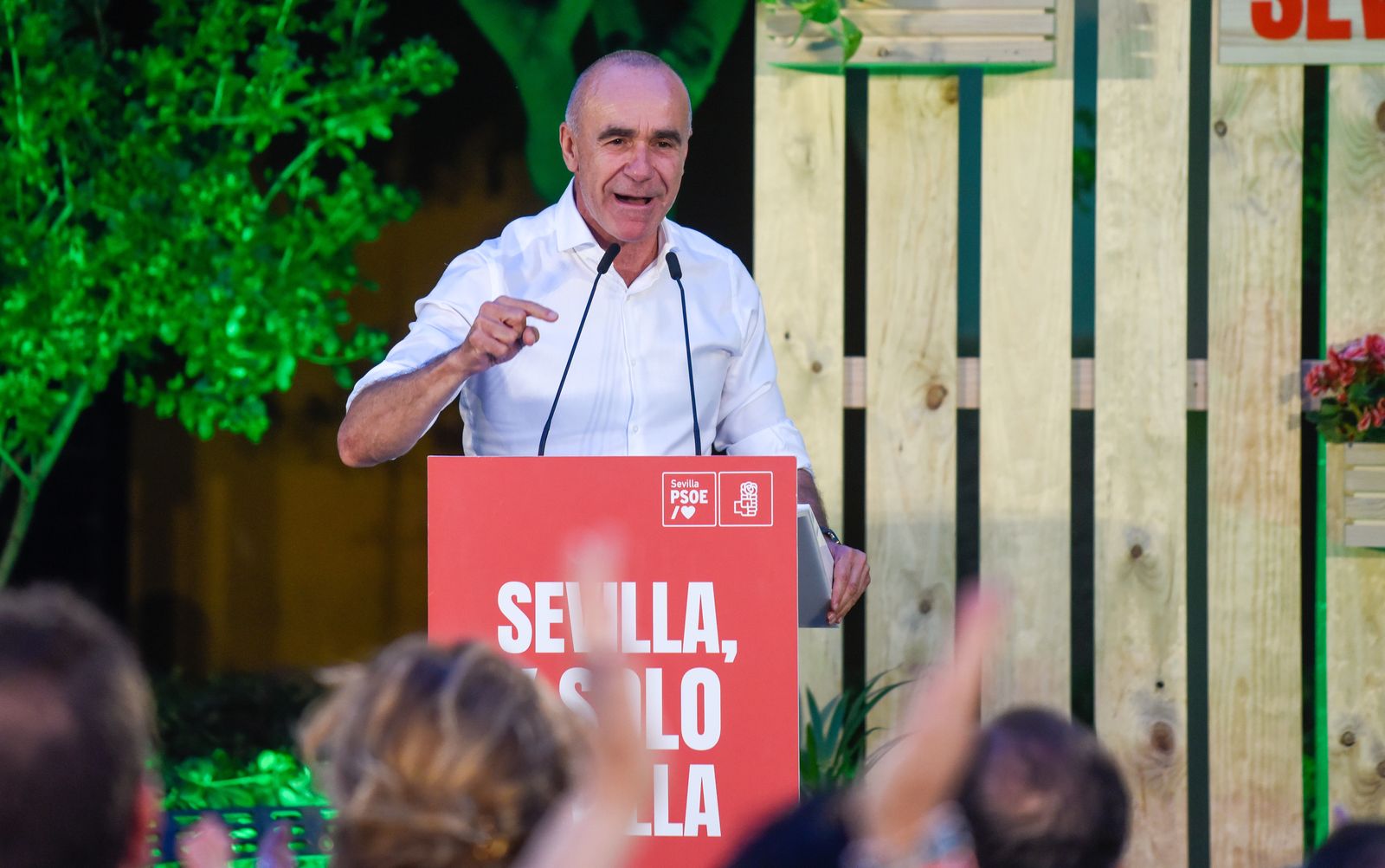 El mitin de cierre de campaña electoral del PSOE, en imágenes