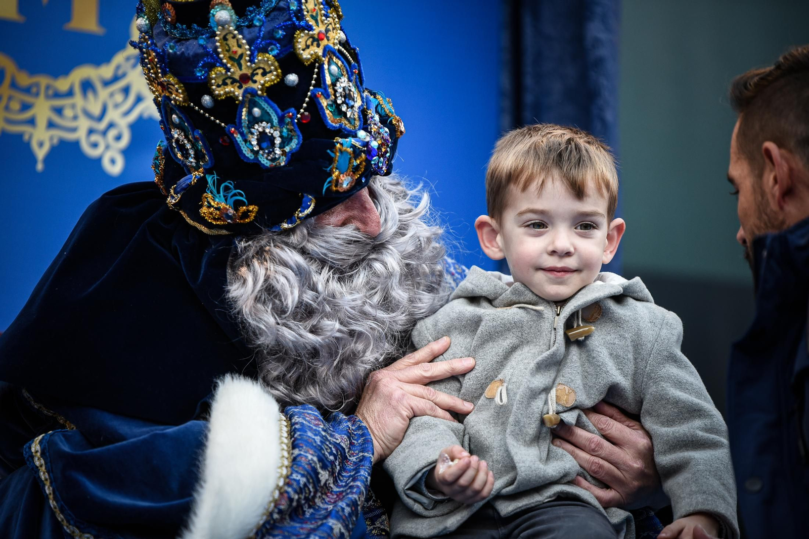 Imágenes de la entrega de cartas a SSMM Los Reyes Magos en el Ayuntamiento