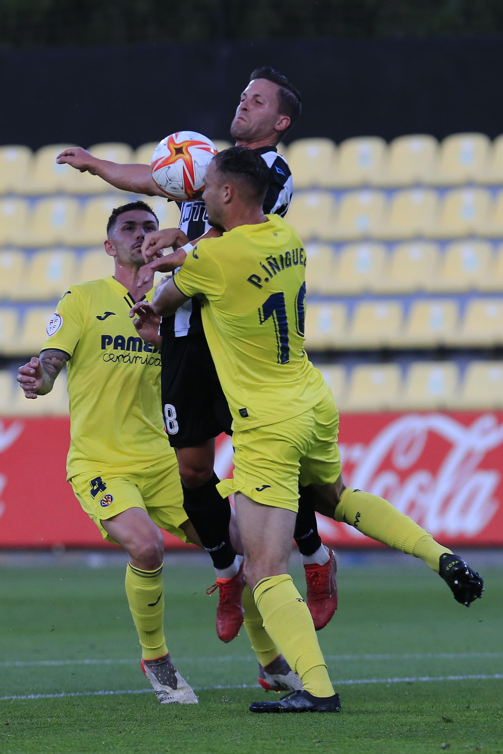 Las fotos del Villarreal B-Balona (0-0)