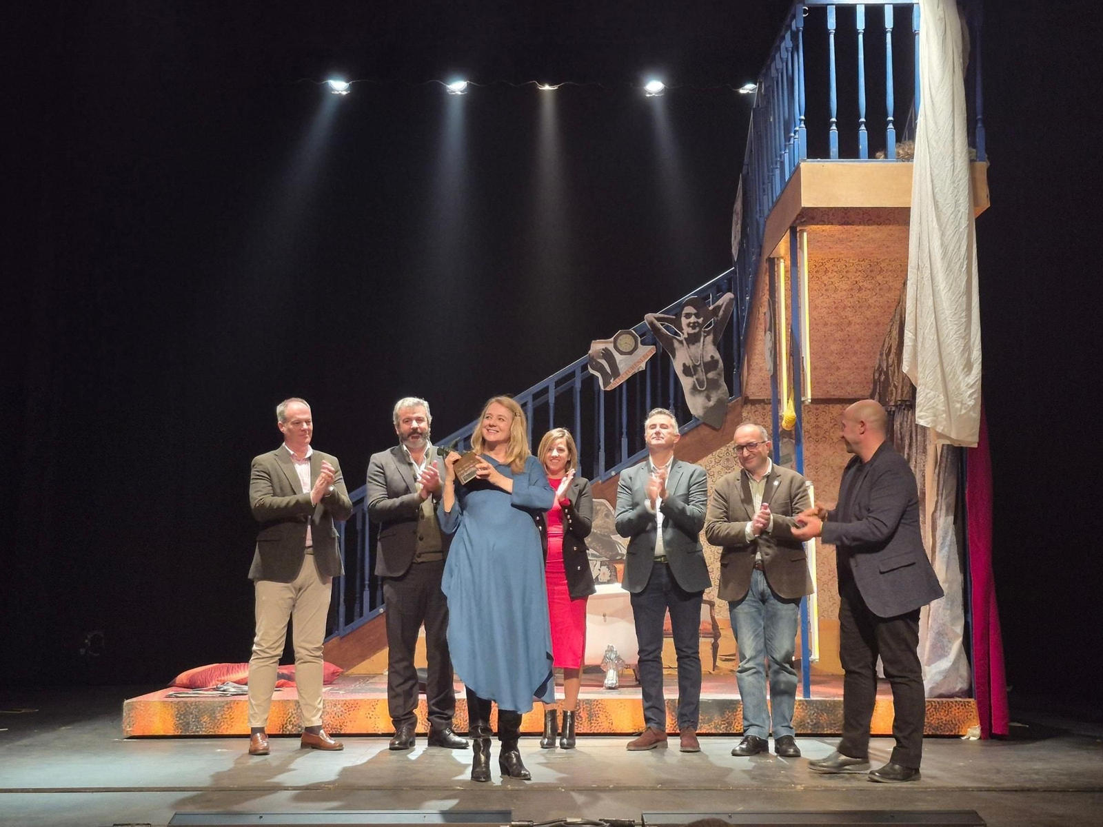 Emma Suárez recibe el Premio Ciudad de Cazorla.