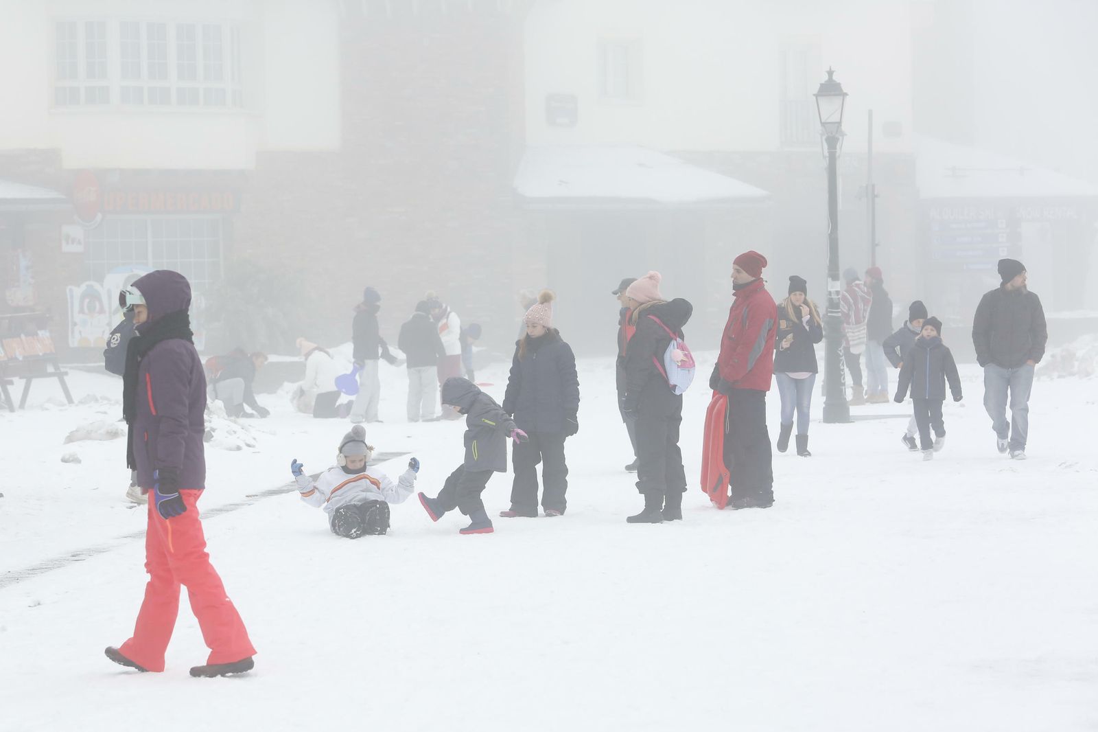 Todas las imágenes del estreno de la temporada de esquí en Sierra Nevada