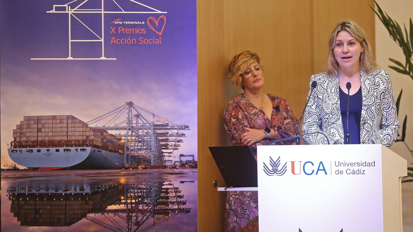 Zsanett Balla, directora de operaciones de APM Temrinals Algeciras.