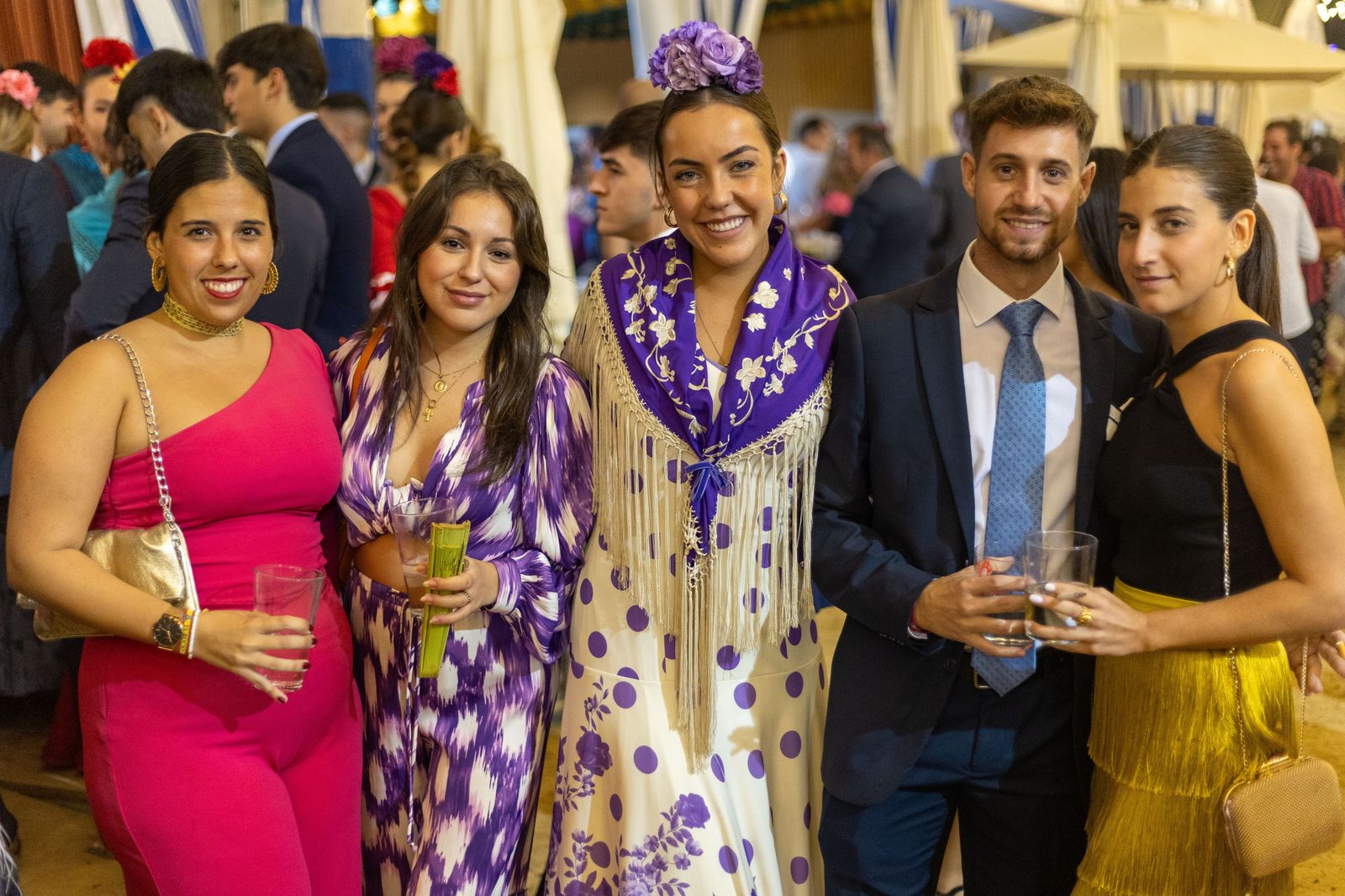 Feria del Caballo 2023: Imágenes del ambiente en la noche del sábado