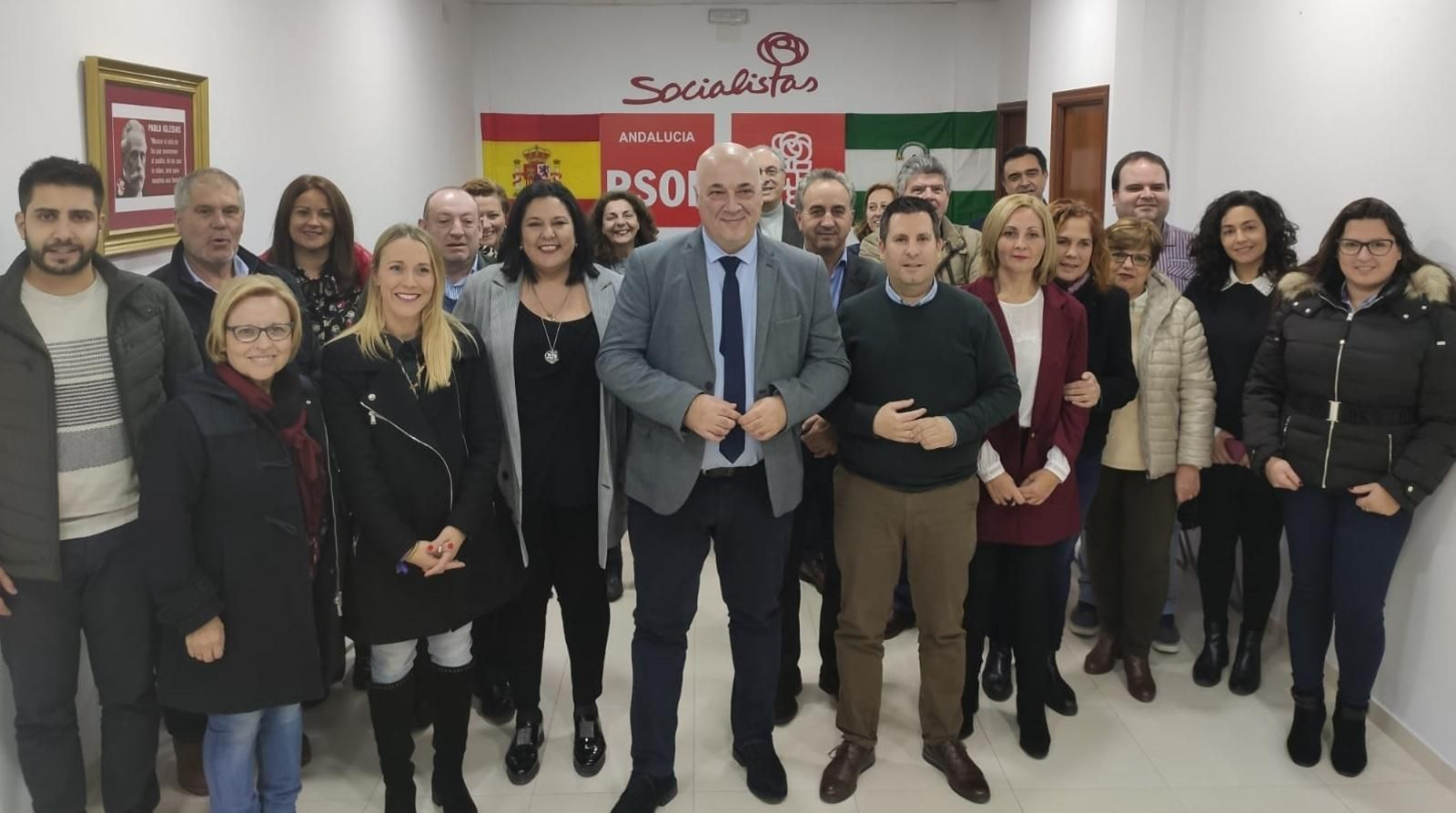 Antonio Ruiz y Dolores Amo, con alcaldes y cargos públicos del PSOE en el Guadiato.