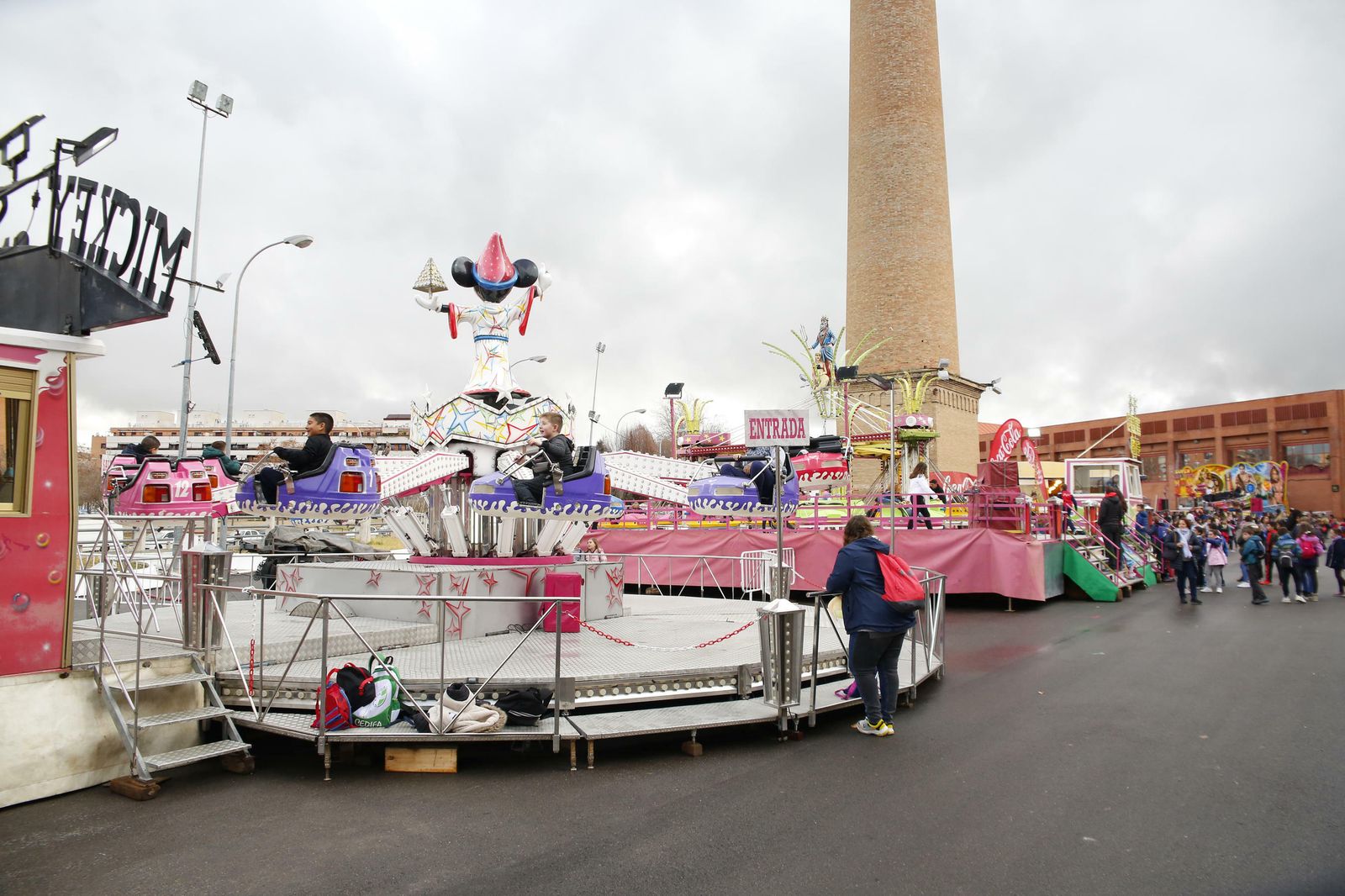 Así es el Juveándalus de Granada para la Navidad 2019, en imágenes